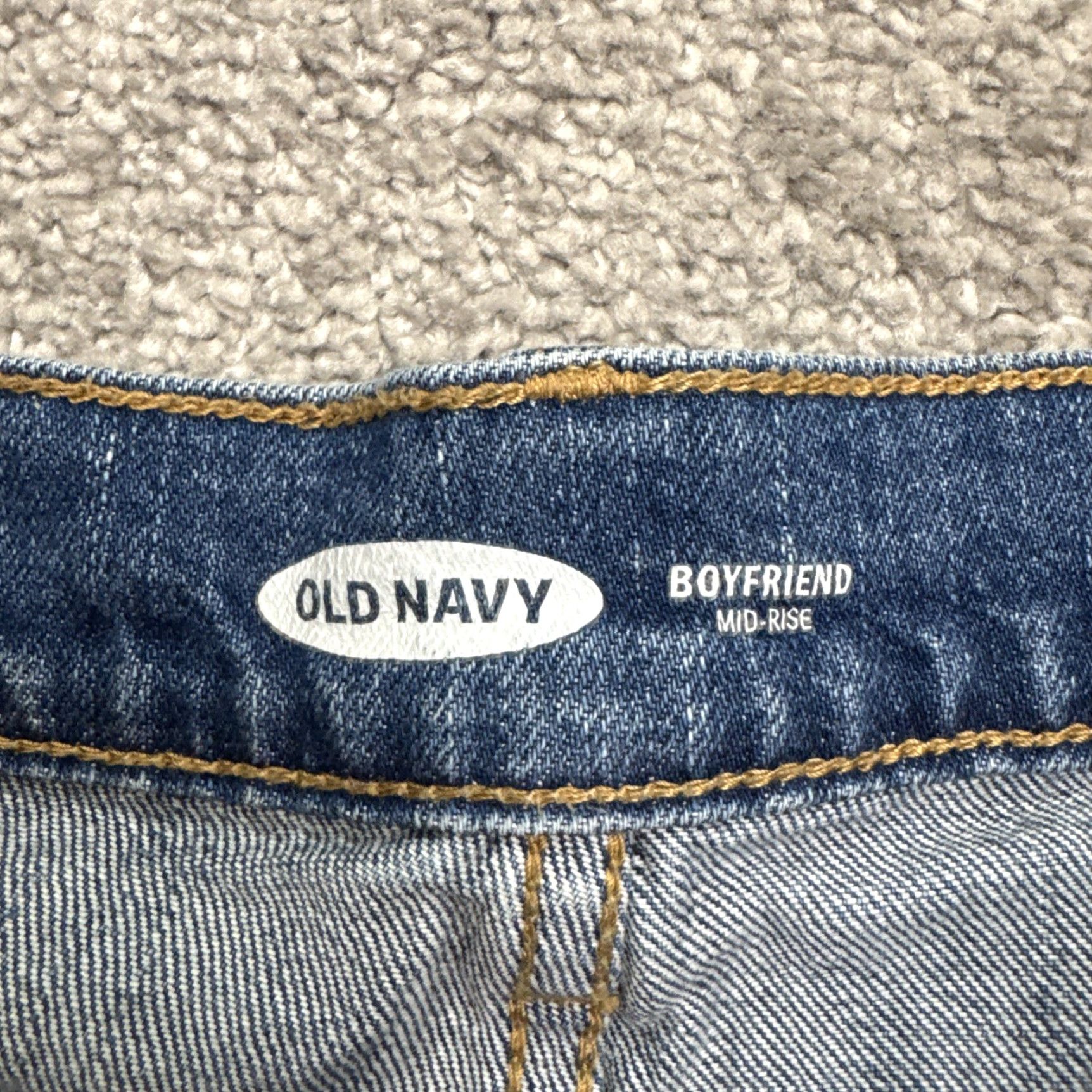 Old Navy VINTAGE Old Navy Mid Rise Boyfriend Denim Shorts Women Size 2 Blue Casual Streetwear Size 26" / US 2 / IT 38 - 5 Thumbnail