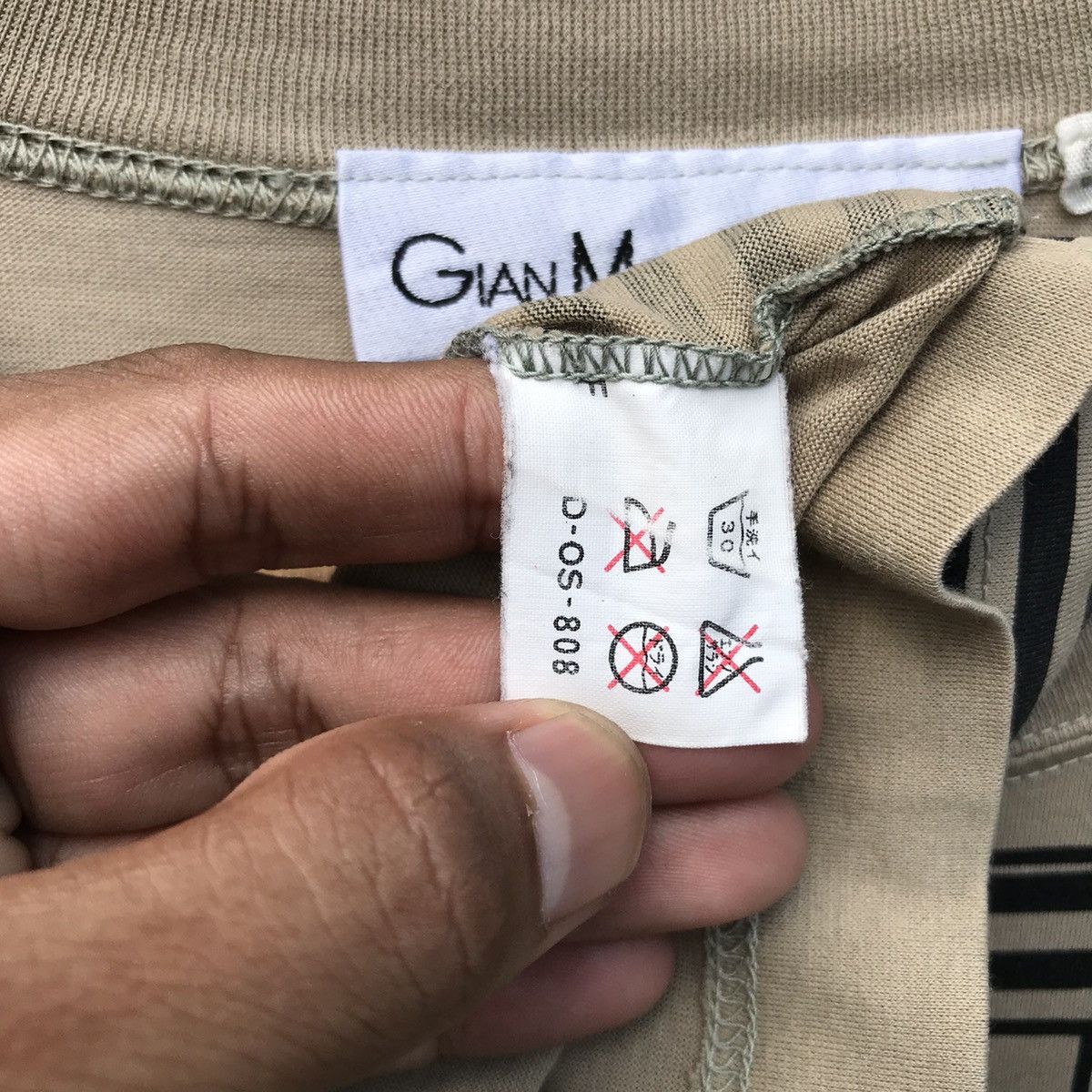 GianMarco Venturi × Vintage Vintage Gian Marco Venturi Tee Gian Marco Venturi Italy Size US S / EU 44-46 / 1 - 11 Thumbnail