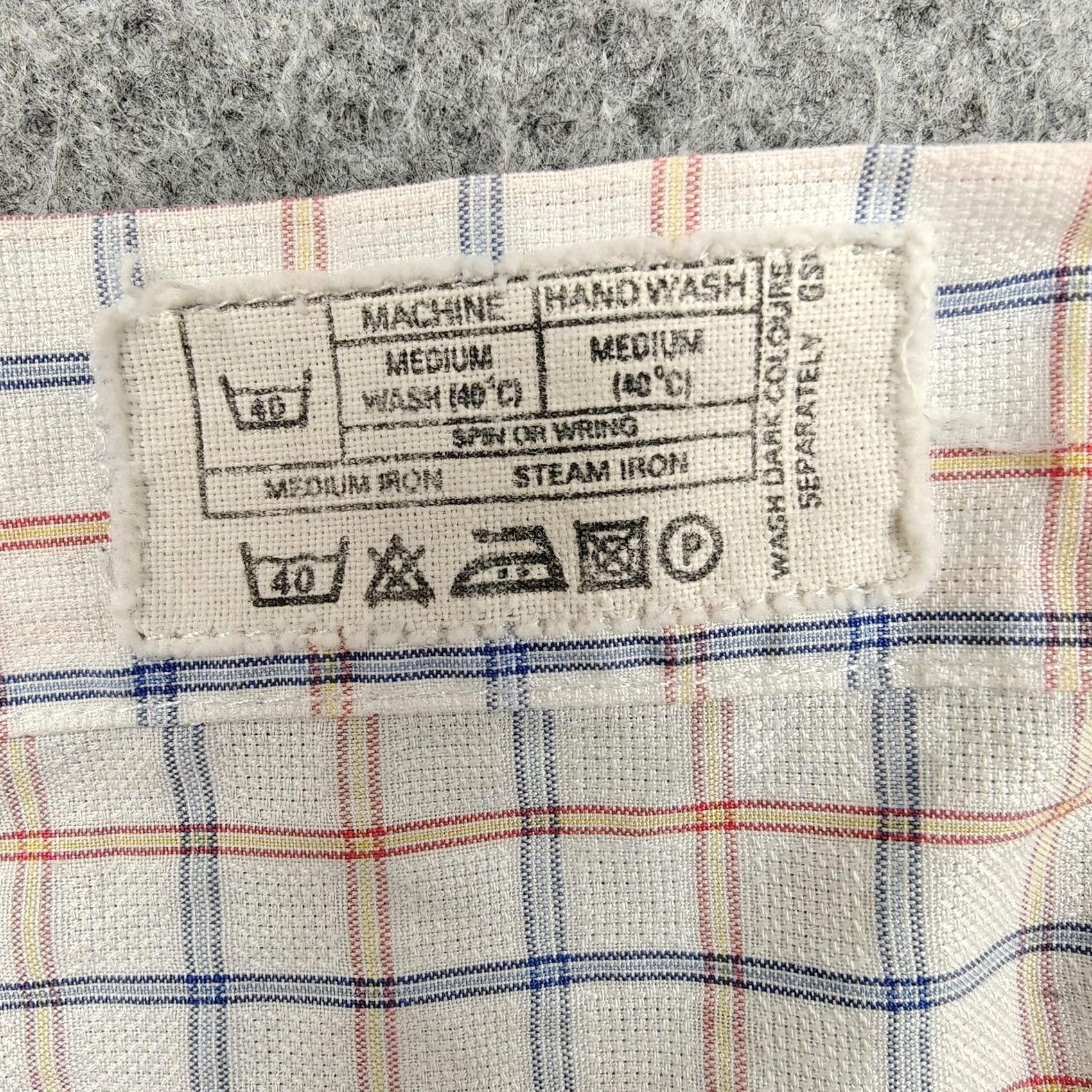 Vintage Thomas Pink Dress Shirt Mens 17 34/35 White Check Regular Fit Long Sleeve Cotton Size 46R - 5 Thumbnail