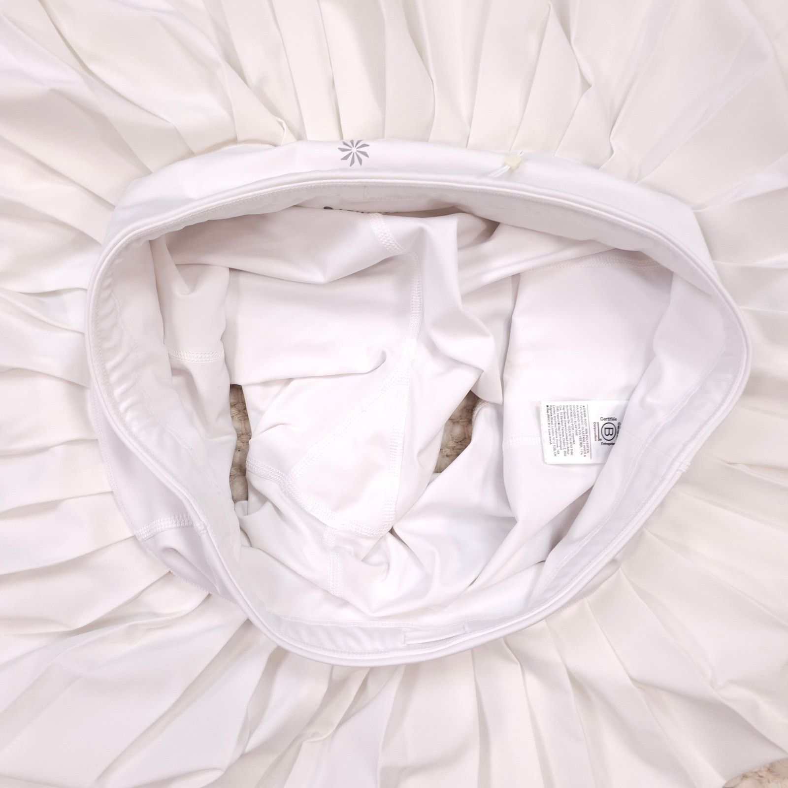 Athleta Athleta Elevate Skort White Sz Medium Size 30" / US 8 / IT 44 - 4 Thumbnail