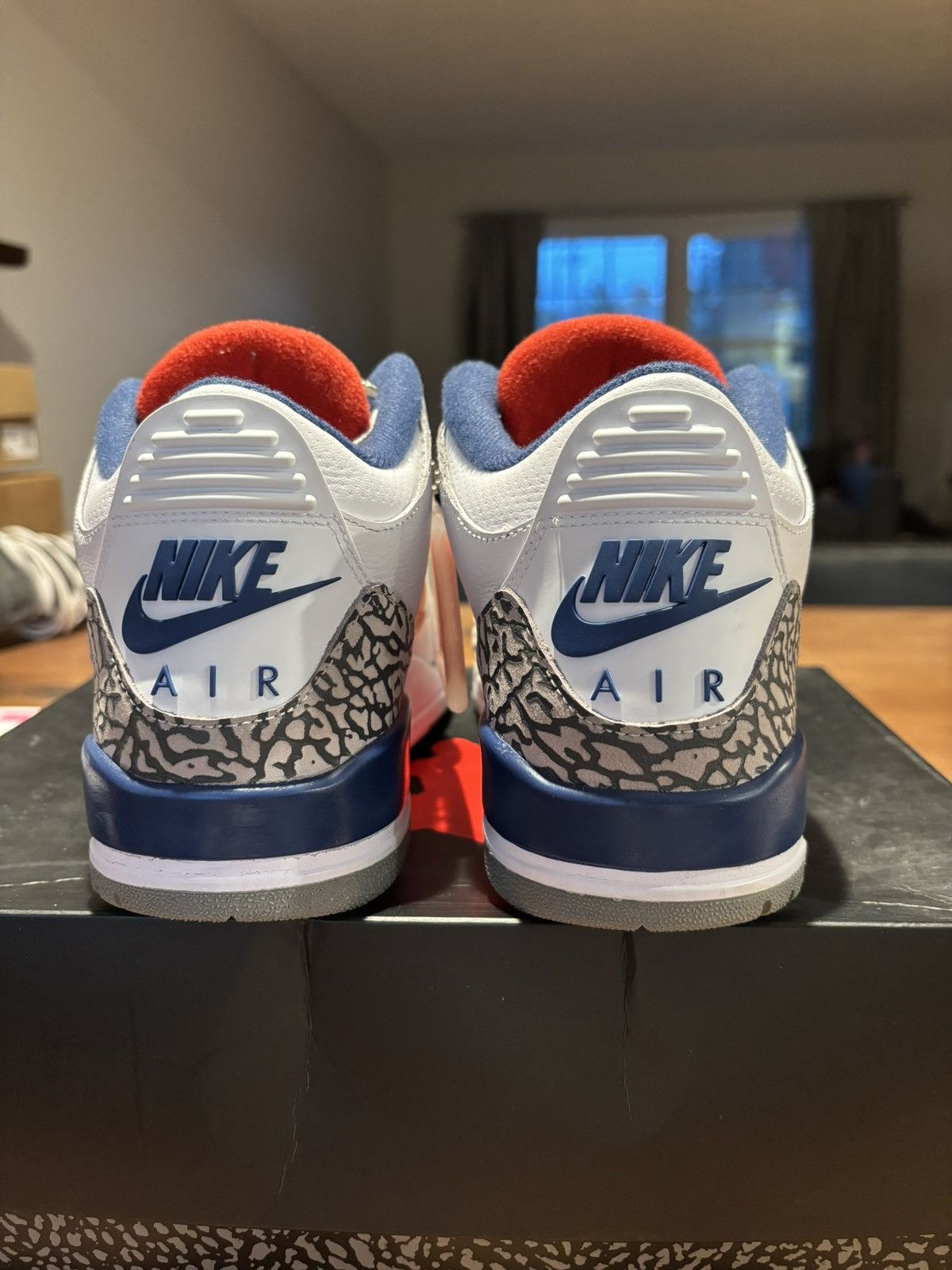Jordan Brand Jordan 3 Retro Men's Size 10 True Blue 2016, Preowned Size US 8 / EU 41 - 2 Thumbnail