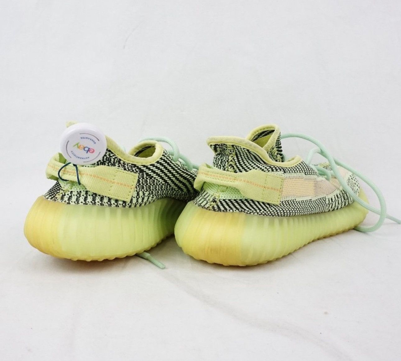 Yeezy adidas Yeezy Boost 350 V2 Yeezreel Non-Reflective Size 8 Size US 8 / EU 41 - 4 Thumbnail