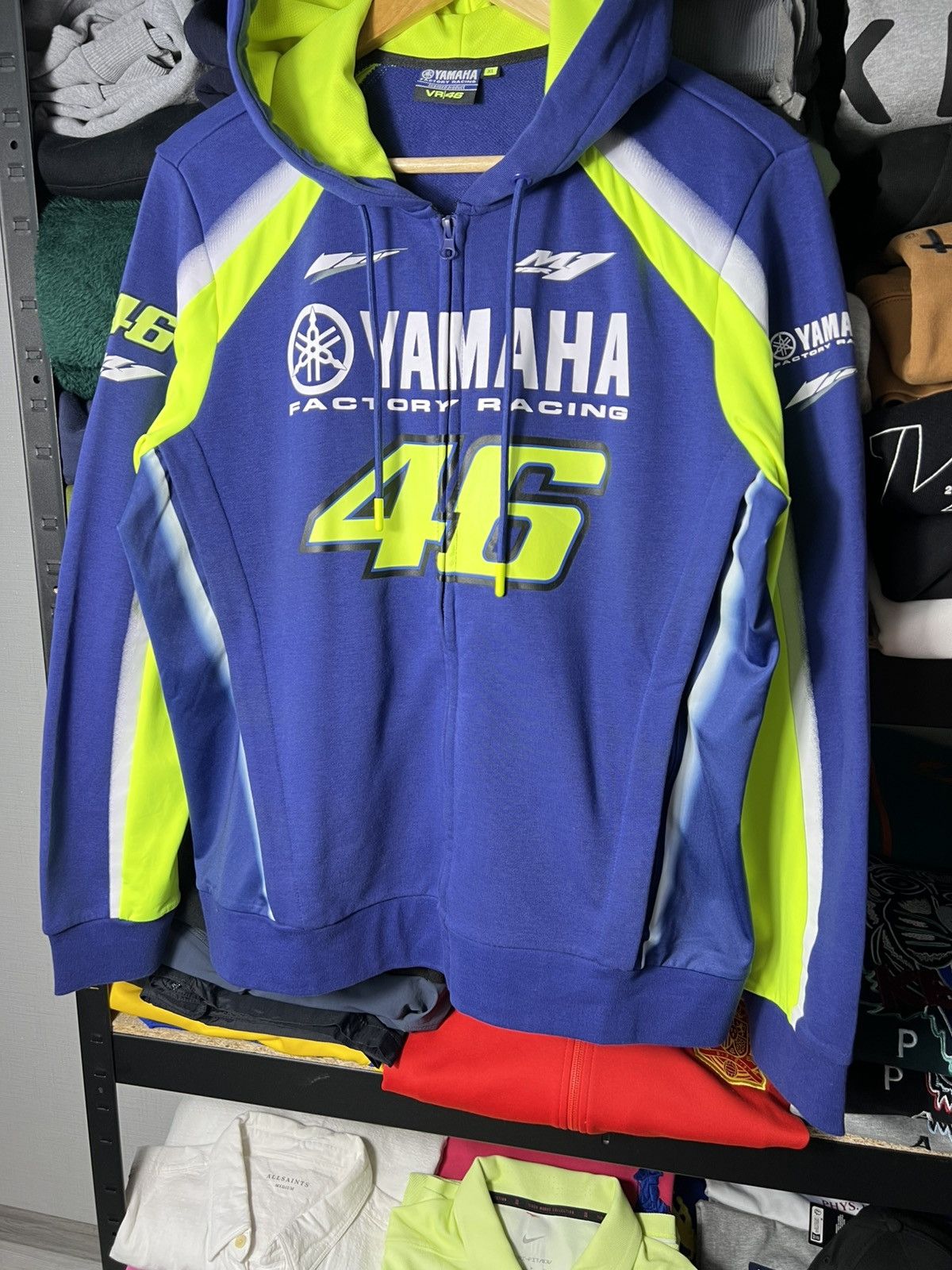 Yamaha Vintage Y2K Yamaha VALENTINO ROSSI 46 Hoodie Rare Retro Hype Size US XL / EU 56 / 4 - 3 Thumbnail