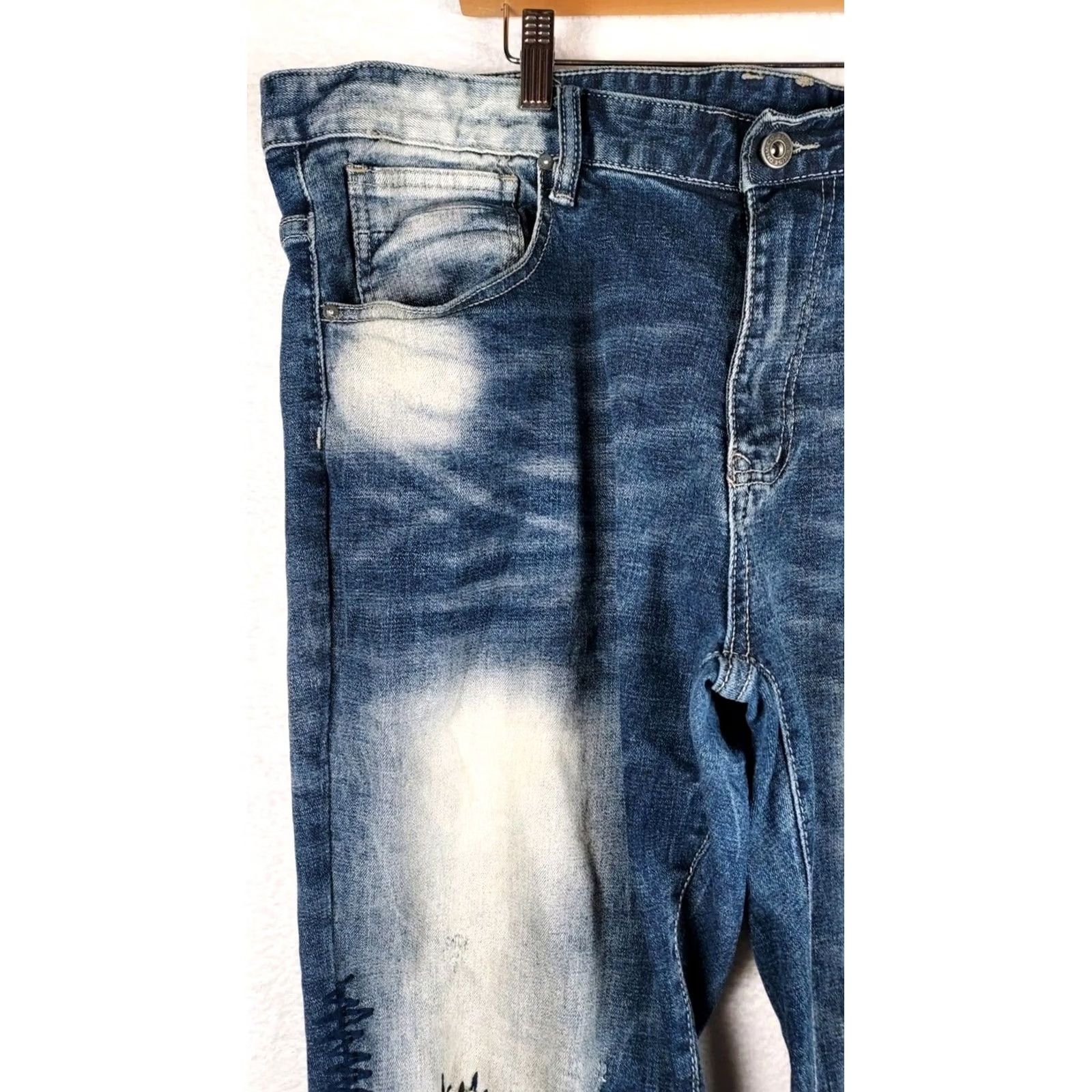 Denime Smoke Rise jeans Distressed Moto Straight 40x34 Mens Blue Denim 5-Pocket Grunge Vintage N/A Size US 40 / EU 56 - 4 Thumbnail