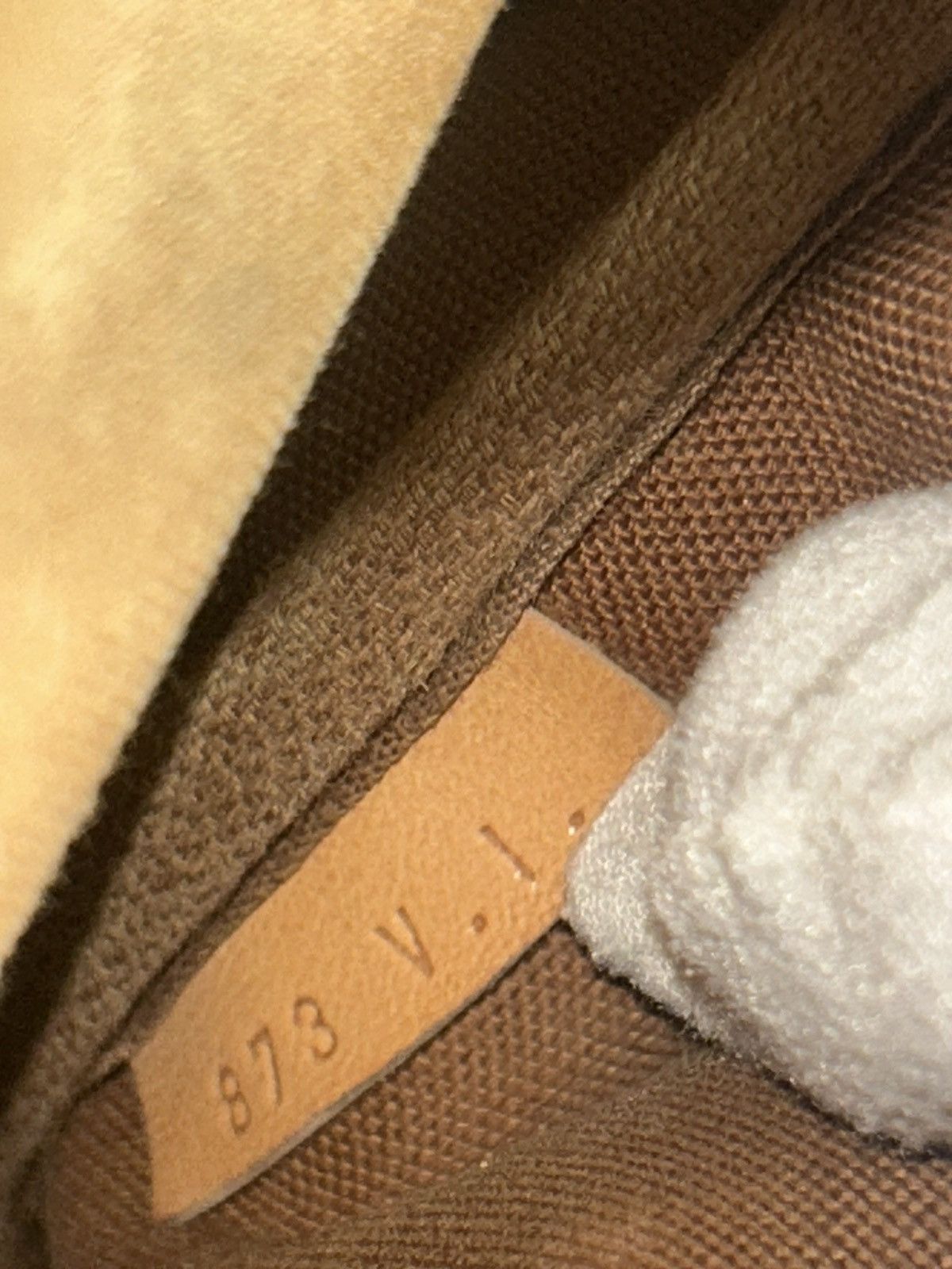 Louis Vuitton Louis Vuitton Monogram Crossbody Bag Size ONE SIZE - 7 Thumbnail