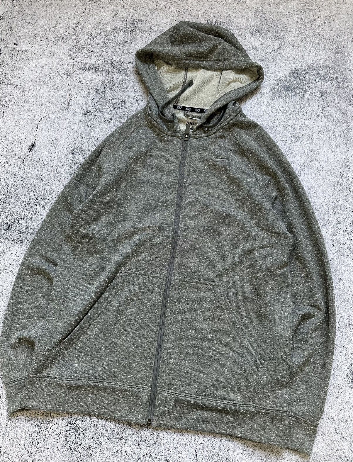 Nike Vintage Nike Zip Hoodie Grey Logo Fit Size US M / EU 48-50 / 2 - 6 Thumbnail