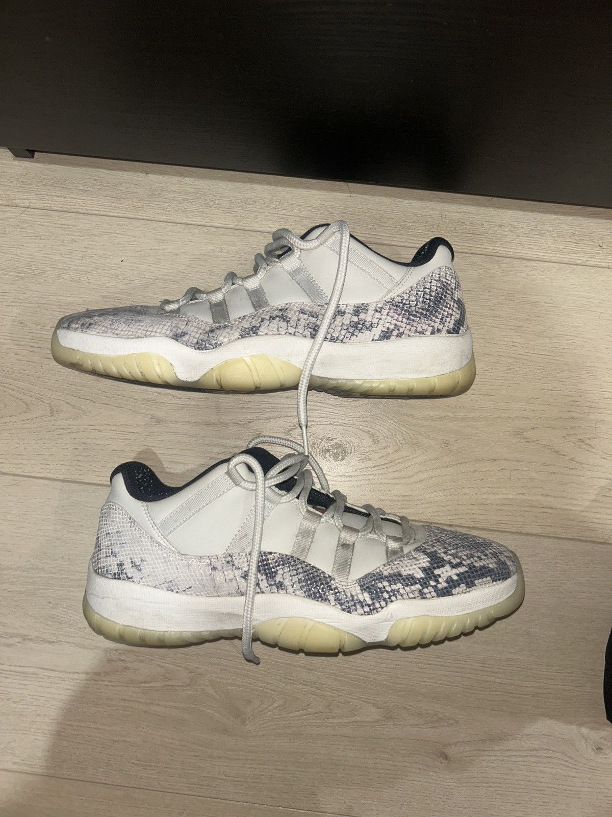 Jordan Brand Jordan 11 Low Retro Low Light Bone Snakeskin Size US 12.5 / EU 45-46 - 2 Thumbnail