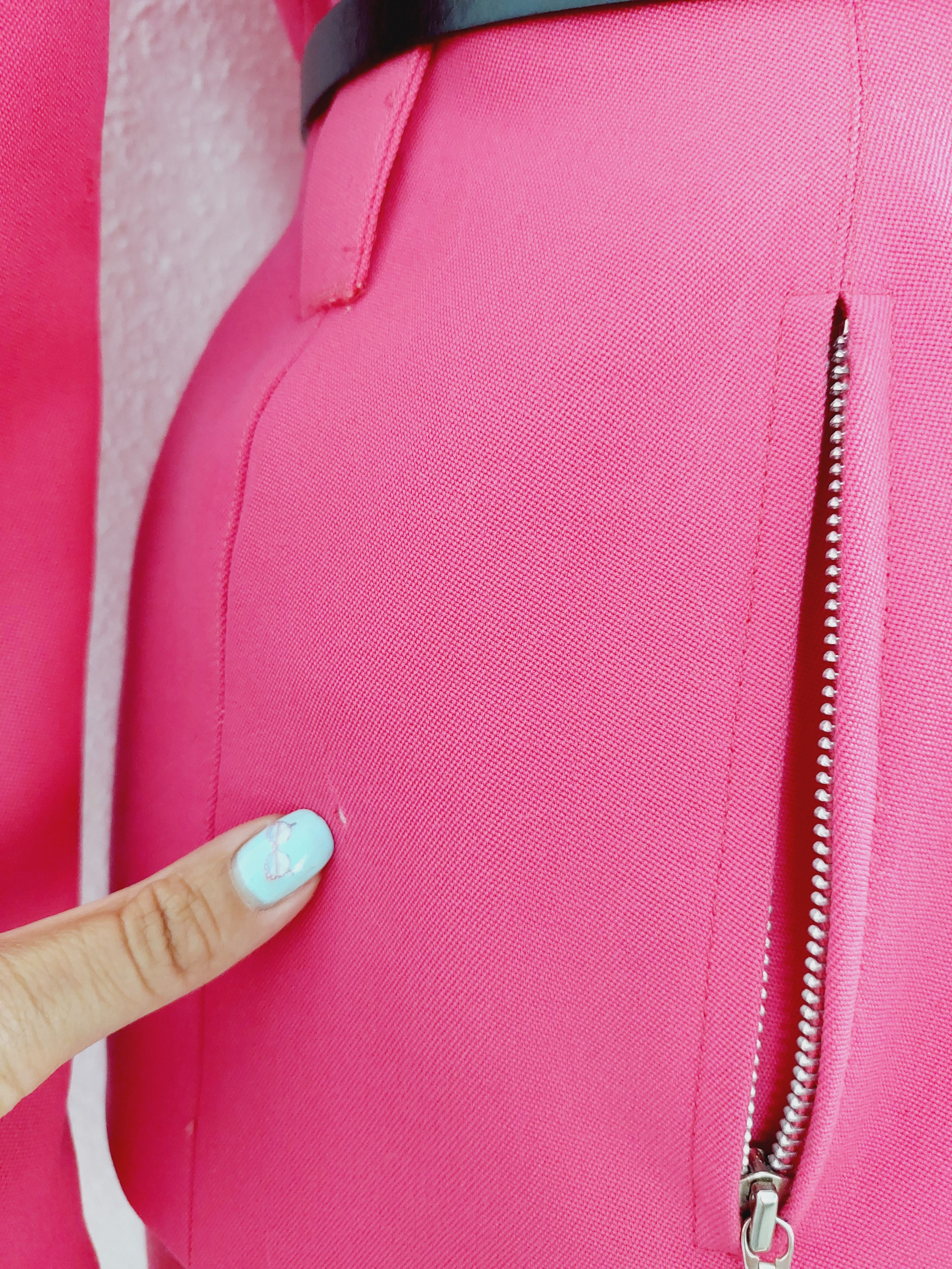 Thierry Mugler Thierry Mugler 1980s Hot Pink Sculptural Suit Set Blazer Size M / US 6-8 / IT 42-44 - 7 Thumbnail