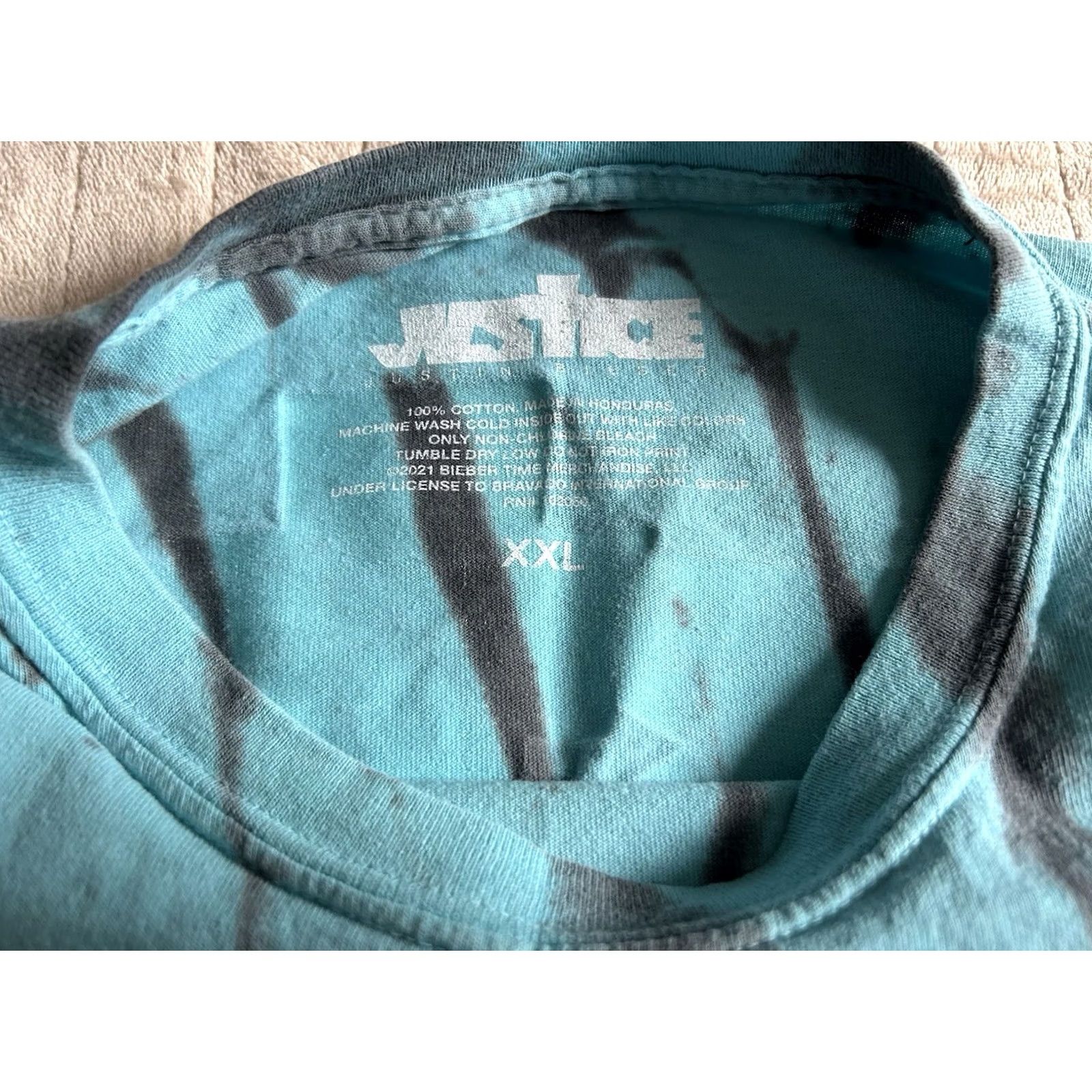 Vintage Justin Bieber Tour "Justice" 100% Cotton Blue & Black Tie Dye T-Shirt XXL Size US XXL / EU 58 / 5 - 3 Thumbnail