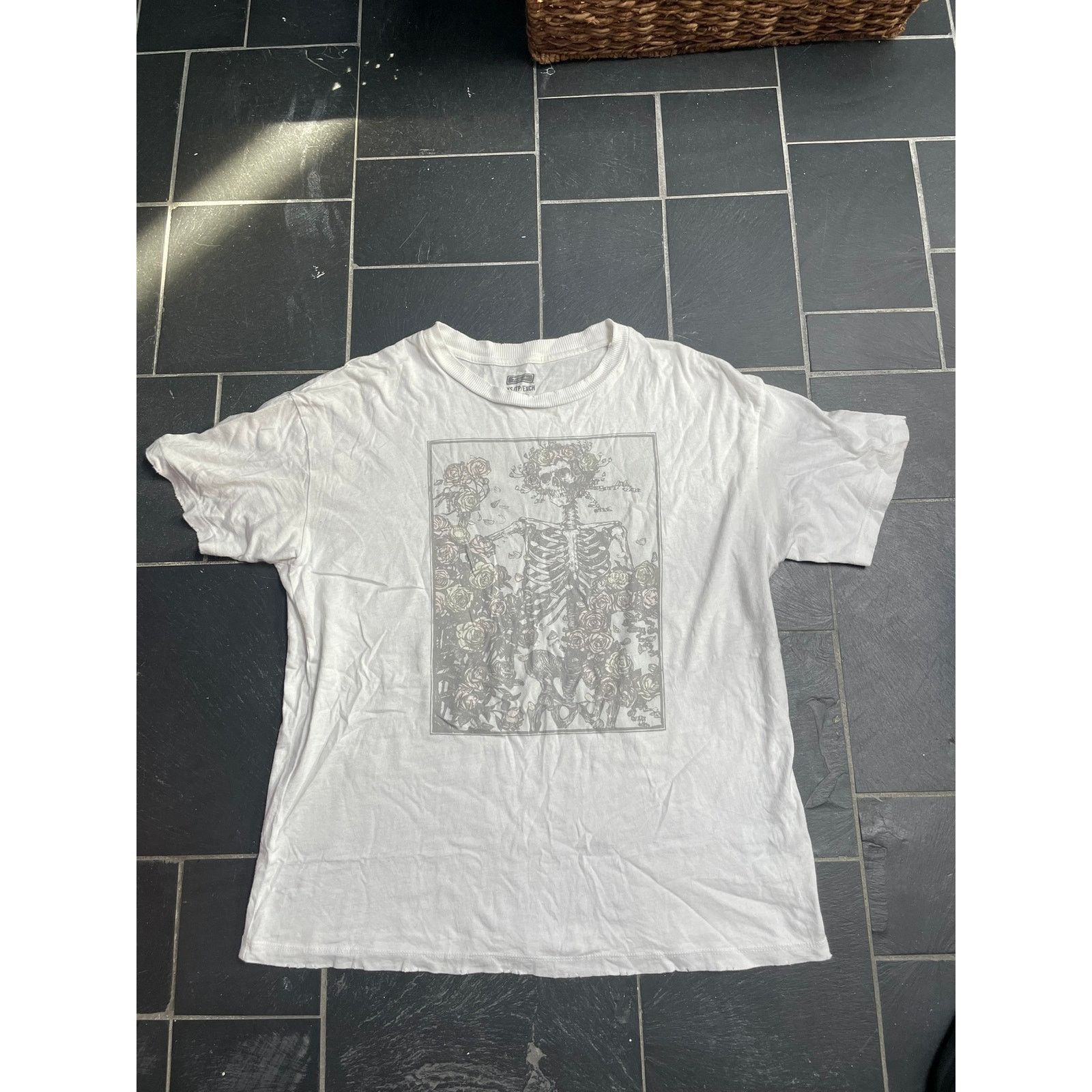 Grateful Dead Grateful Dead Graphic Distressed Tee Size XS Size US XS / EU 42 / 0 - 2 Thumbnail