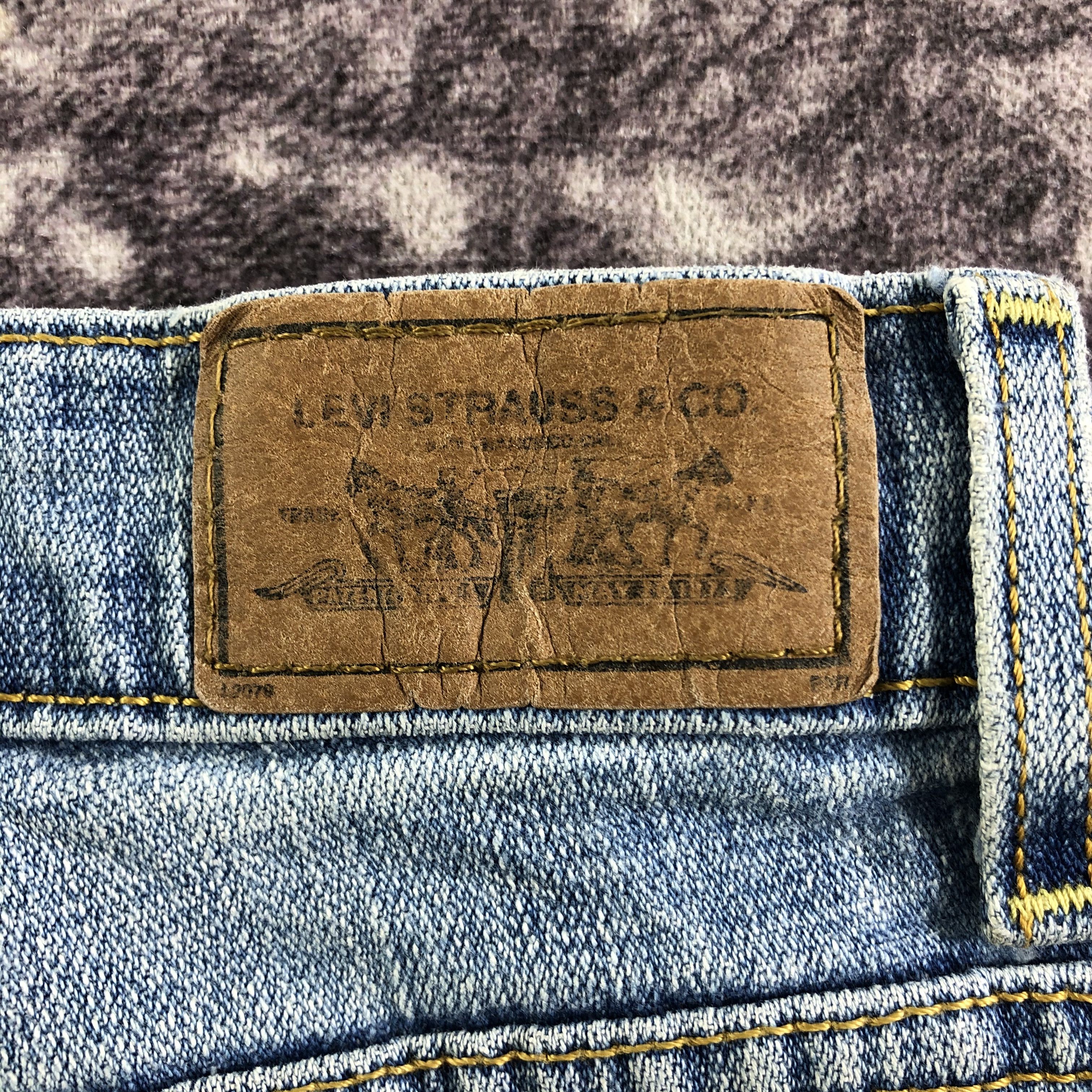 Levi's × Vintage Vintage Light Wash Levis 505 Jeans-JM3482 Size 32" / US 10 / IT 46 - 5 Thumbnail