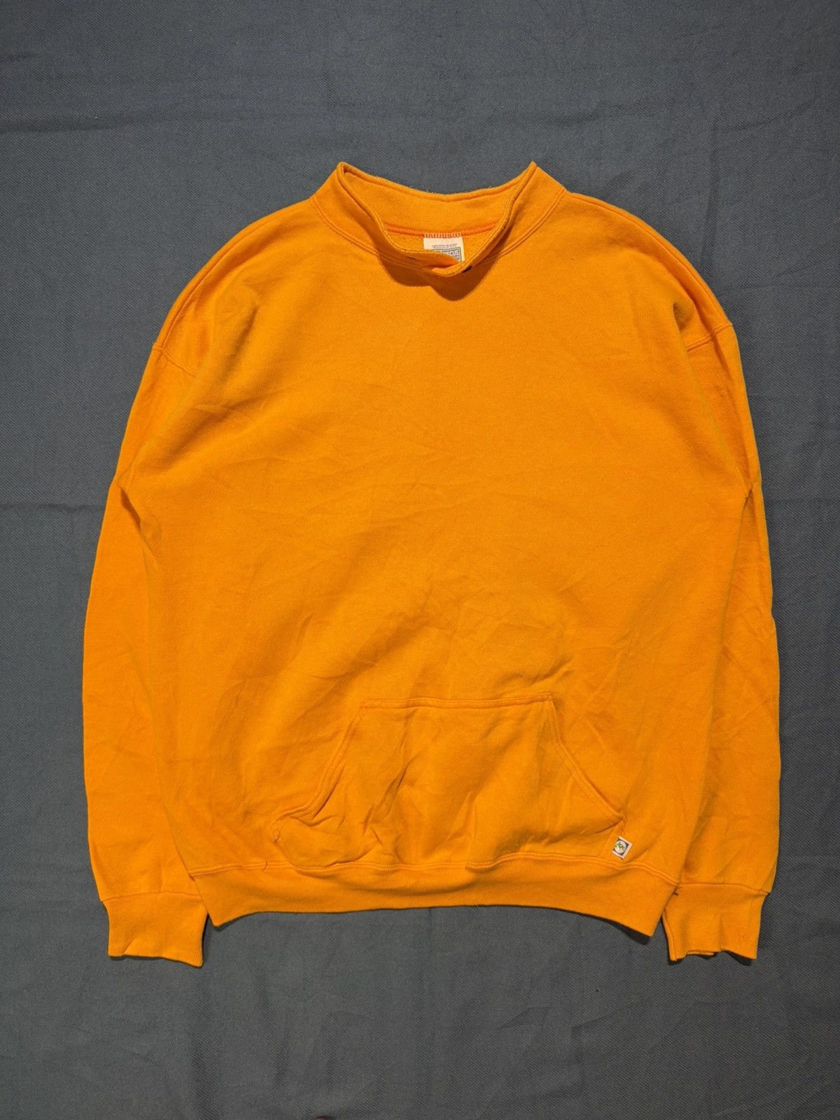 Vintage VINTAGE Discus Athletic Sweatshirt Mens Mustard Orange Size US L / EU 52-54 / 3 - 1 Thumbnail