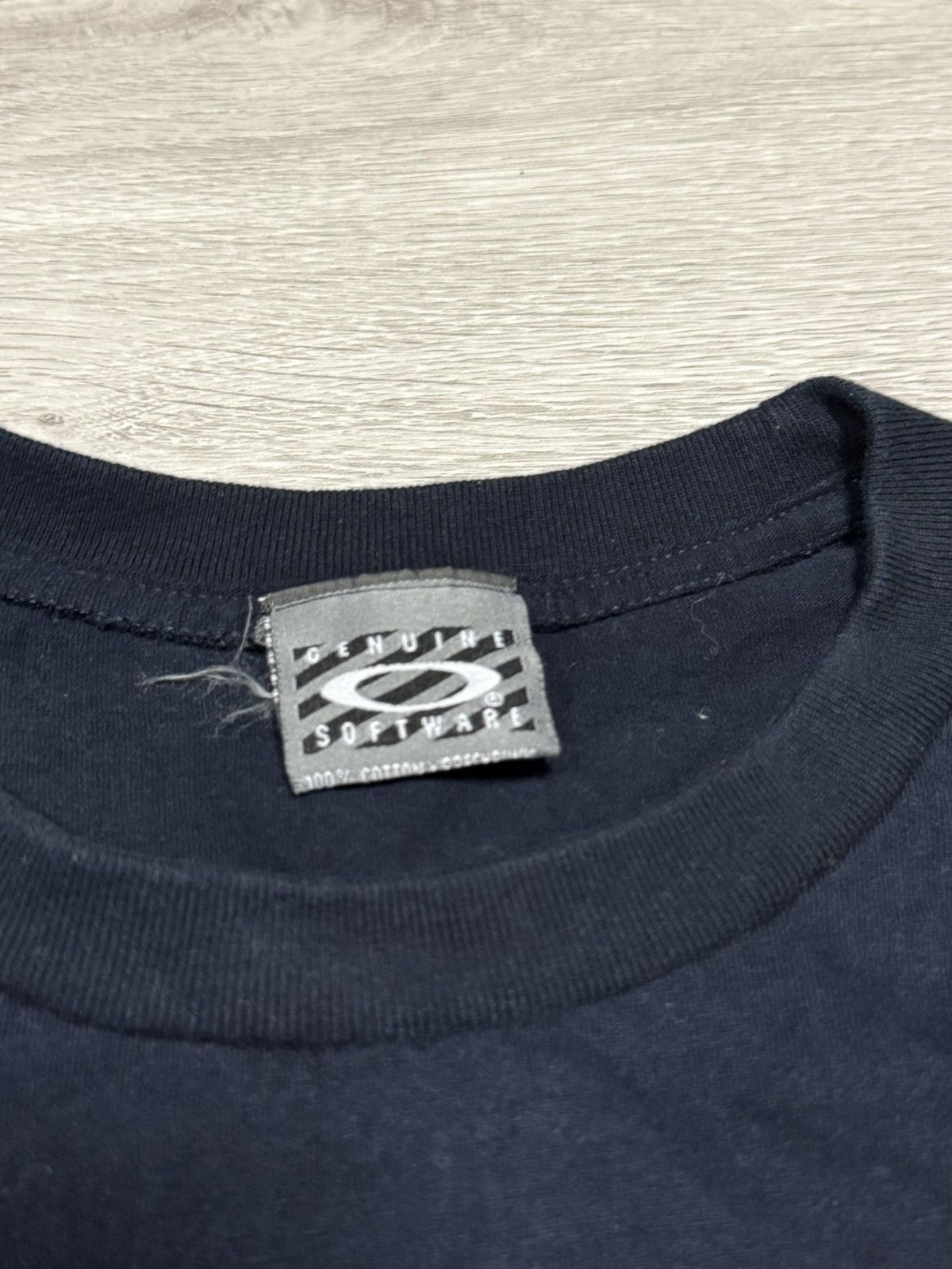 Oakley Vintage Oakley Software Surf Tee centr logo Size US M / EU 48-50 / 2 - 4 Thumbnail