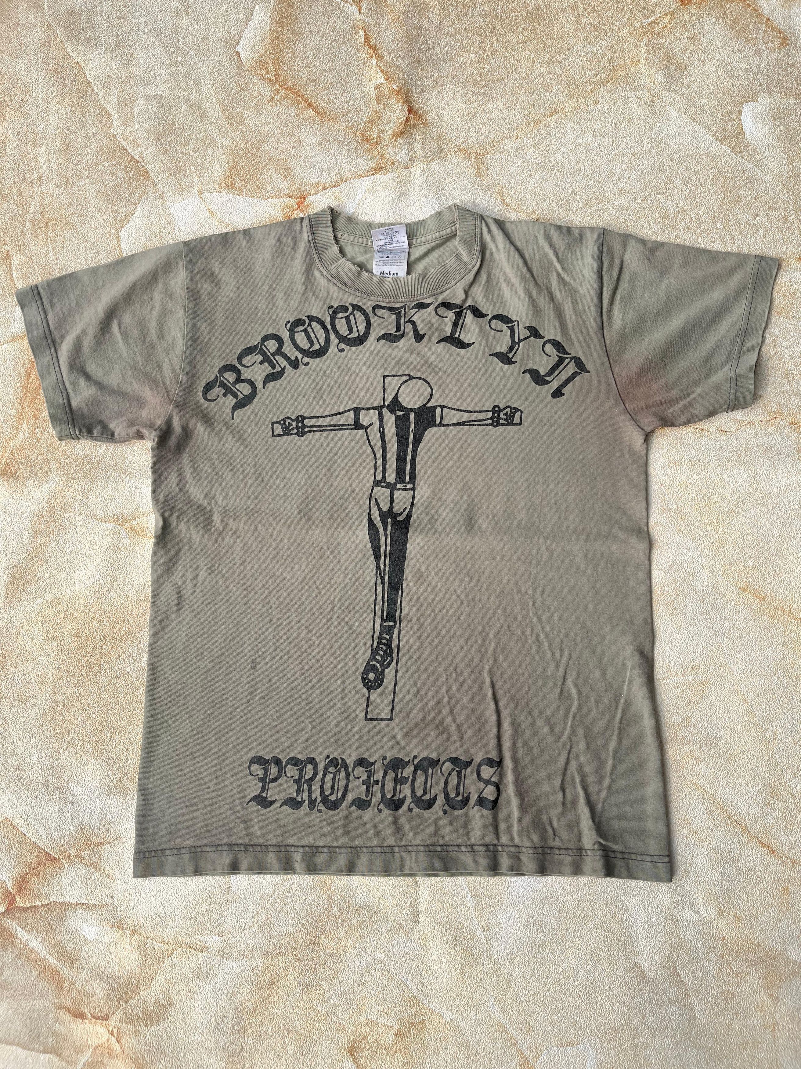 Band Tees Distressed Brooklyn Skinhead Crucified For our sins Tshirt Size US M / EU 48-50 / 2 - 1 Thumbnail