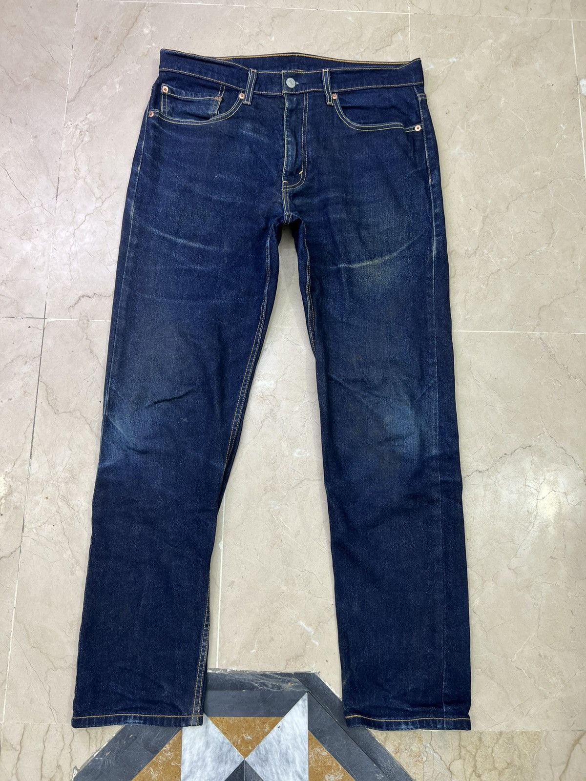 Levi's Contemporary Levi’s 502 Dark Wash SelvedgeStyle Tapereddenim Size US 34 / EU 50 - 1 Thumbnail