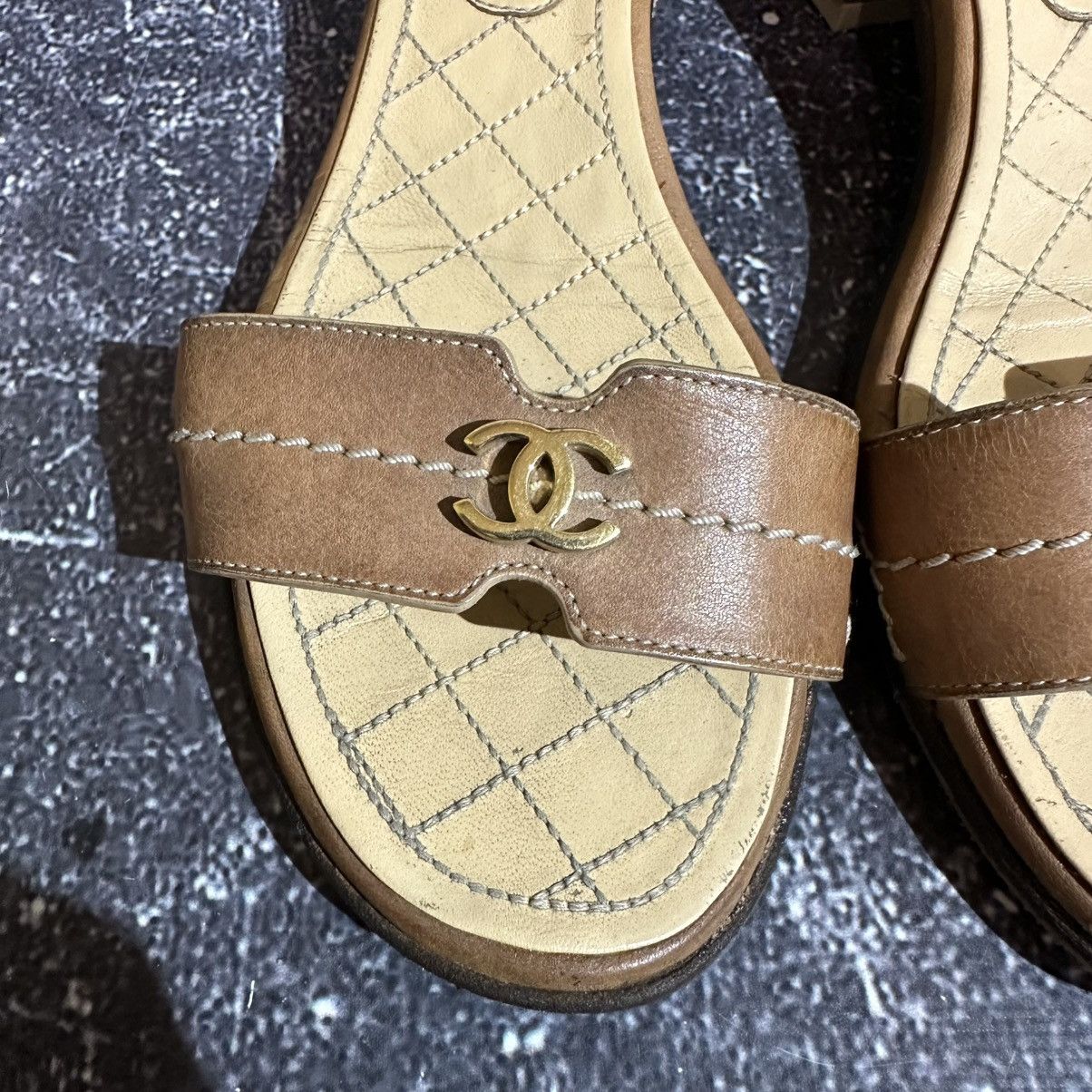 Chanel VINTAGE CHANEL - Women’s Leather Sandals Size 39.5 Size US 9.5 / IT 39.5 - 8 Thumbnail