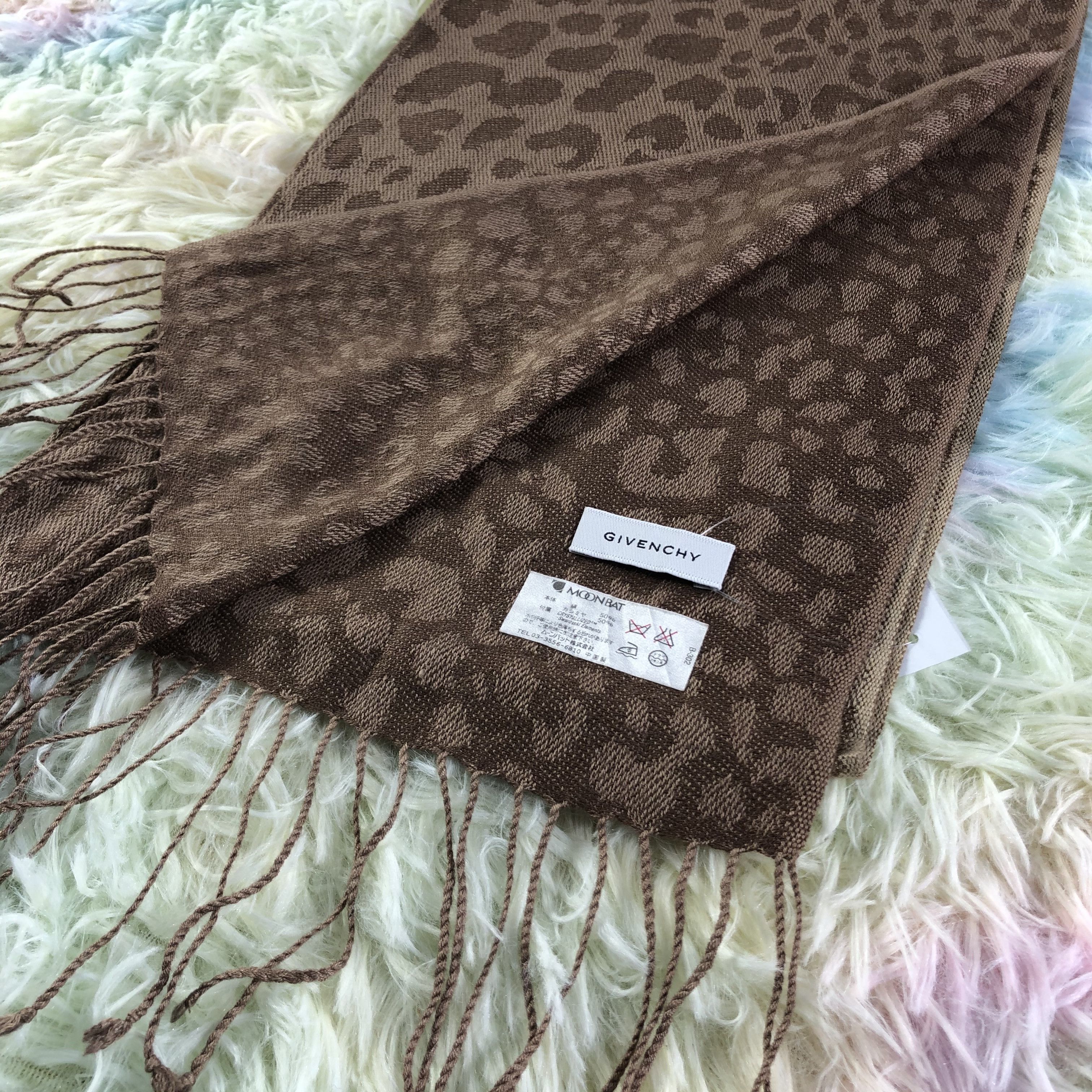 Vintage Givenchy Scarf / Muffler / Neckwear - KM409 Size ONE SIZE - 5 Thumbnail