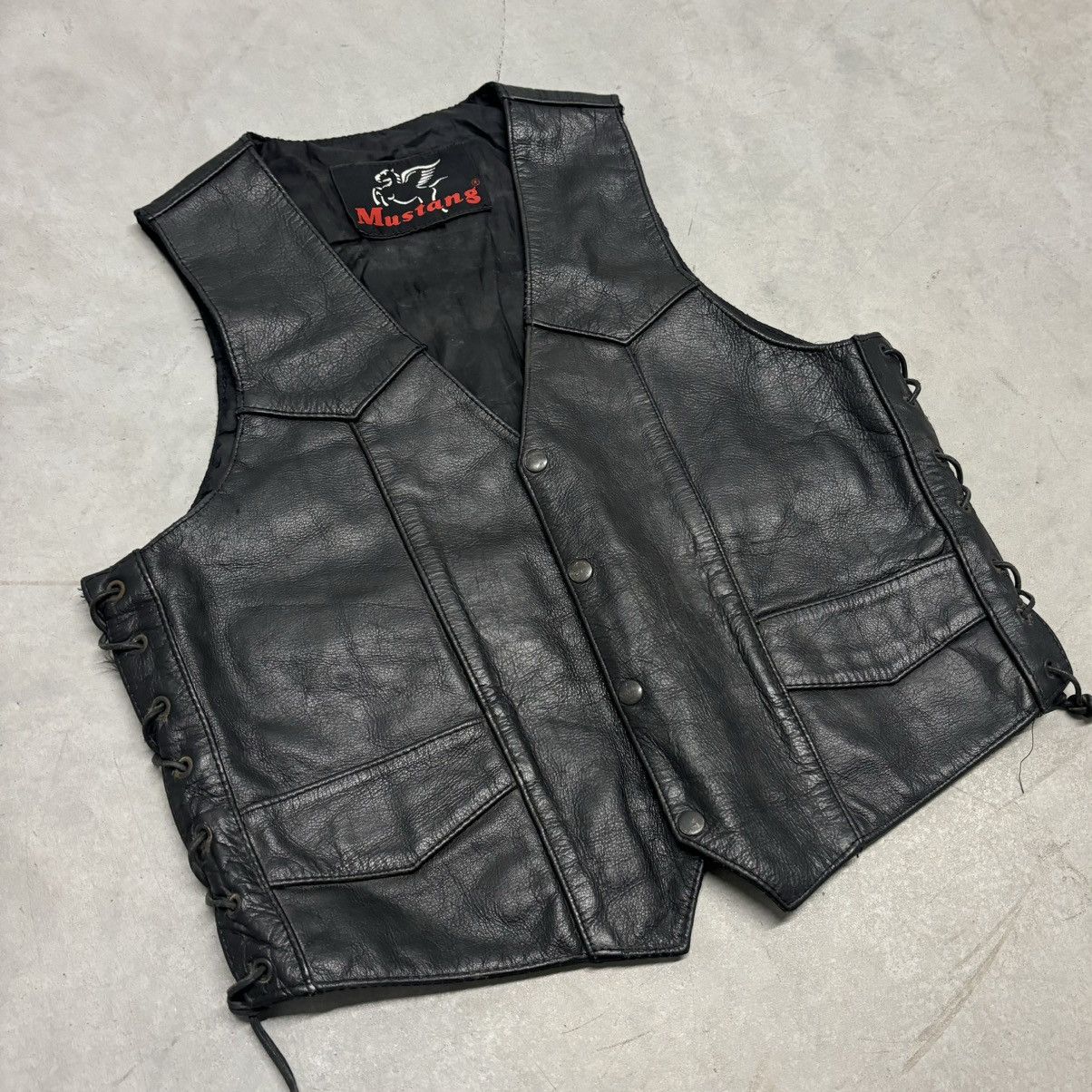 Vintage Vintage 90s Leather Biker Vest Size Large Size US M / EU 48-50 / 2 - 2 Thumbnail
