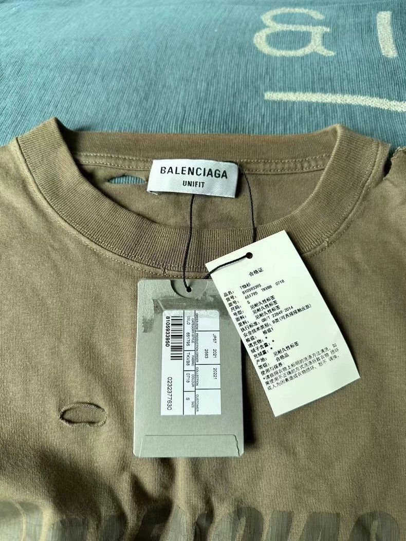 Balenciaga Balenciaga Balenciaga Brown Distressed Short Sleeve Shirt Size US S / EU 44-46 / 1 - 3 Thumbnail