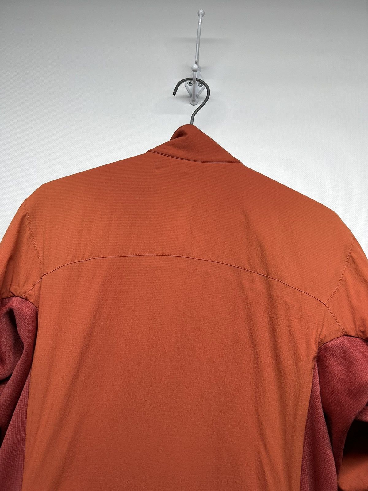 Arc'teryx Vintage Y2k Arc’teryx 🧡 Nylon Reflective Logo Jacket 00’s Size US XS / EU 42 / 0 - 12 Thumbnail