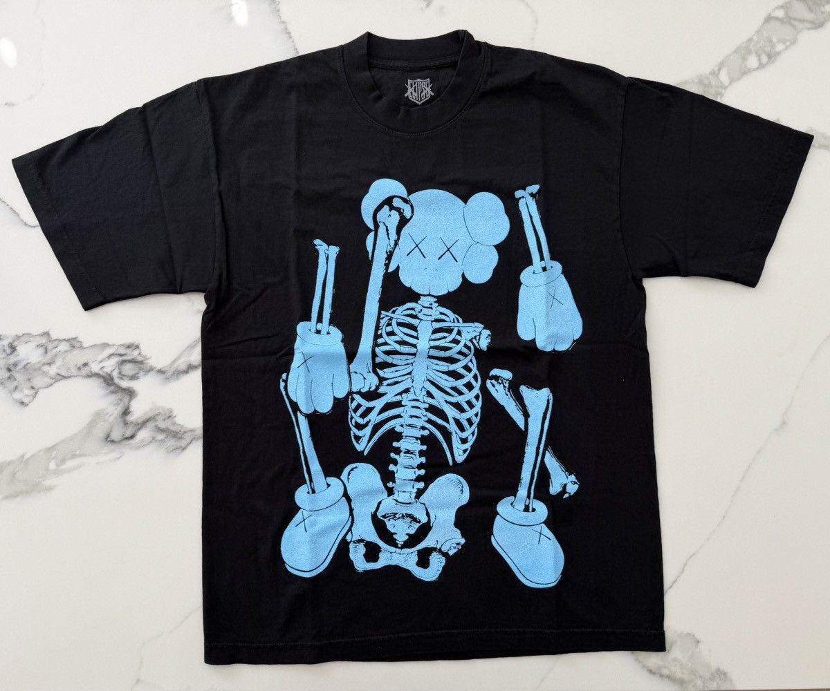 Kaws Kaws x Clipse Let God Sort Them Out Shirt Sz Medium NEW Size US M / EU 48-50 / 2 - 1 Thumbnail