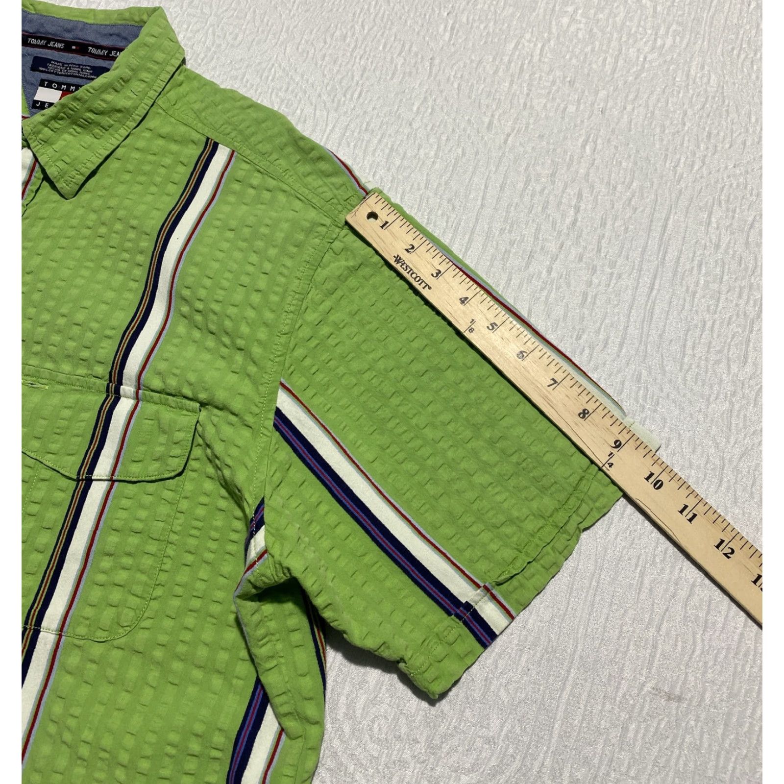 Vintage VINTAGE Tommy Jeans Shirt Mens L Green Striped Seersucker Short Sleeve Lion Crest H Size US L / EU 52-54 / 3 - 5 Thumbnail