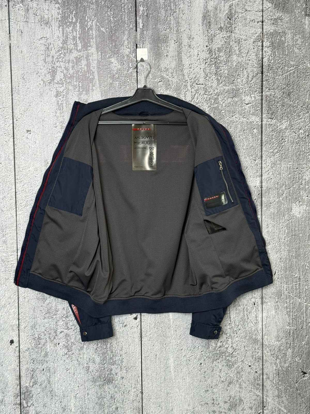 Prada Vintage Prada Sport Red Tab Logo Nylon Windbreaker Jacket Size US L / EU 52-54 / 3 - 22 Thumbnail
