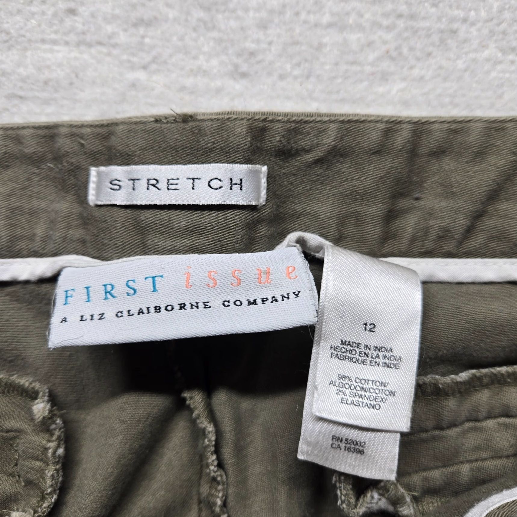 Liz Claiborne Liz Claiborne Khakis Pants Straight Leg Flat Front Beige Women 12 Regular Adult Womens Tan 12 Khakis & Chinos Vintage No Size 34" / US 12 / IT 48 - 3 Thumbnail