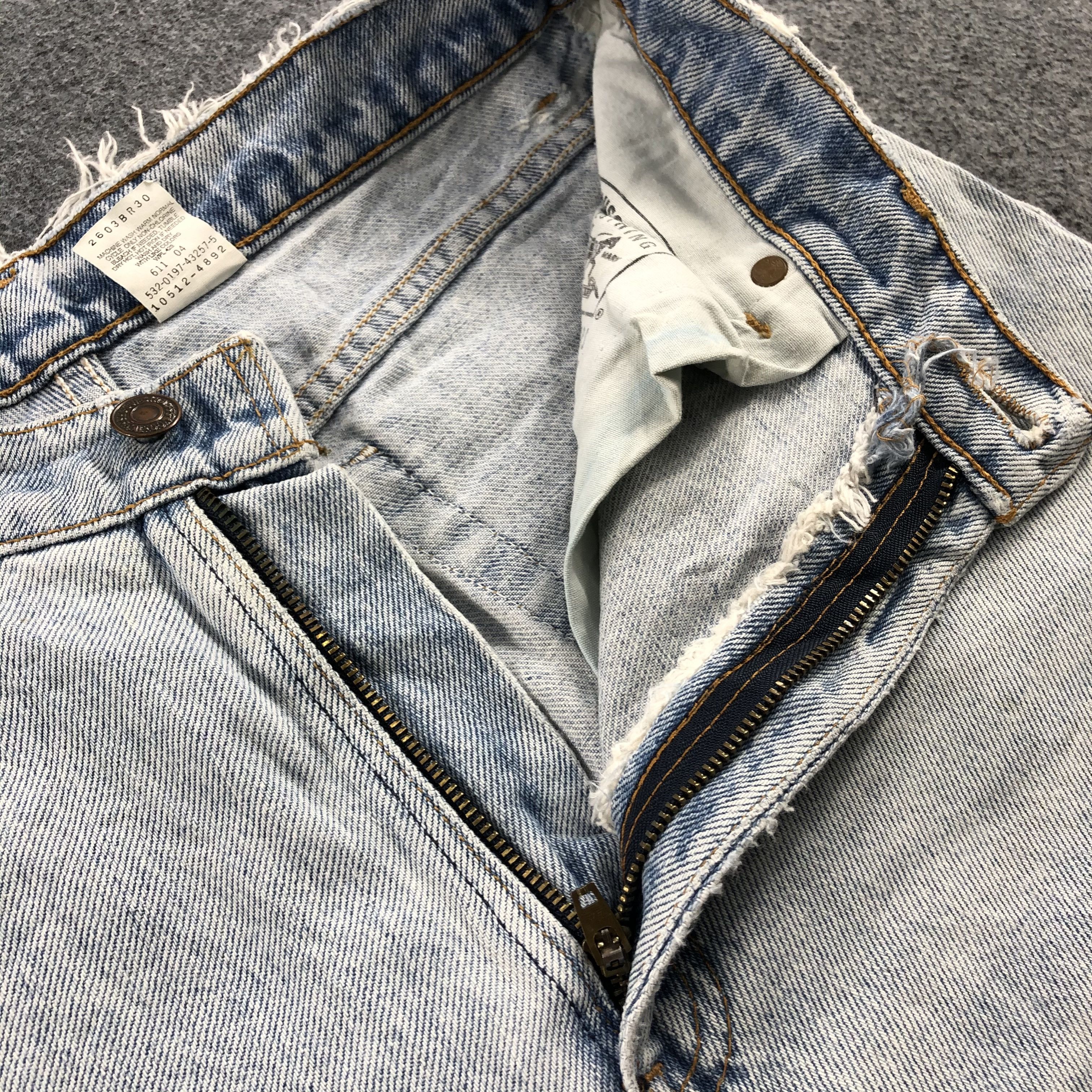 Levi's × Vintage Vintage 90s Light Wash Levis Jeans Lot 512-JM788A Size US 29 - 8 Thumbnail