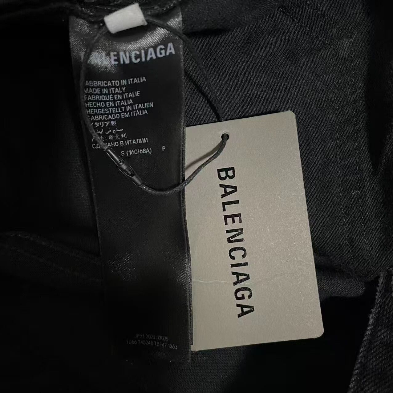Balenciaga balenciaga distressed denim pants 23ss collection Size US 36 / EU 52 - 4 Thumbnail