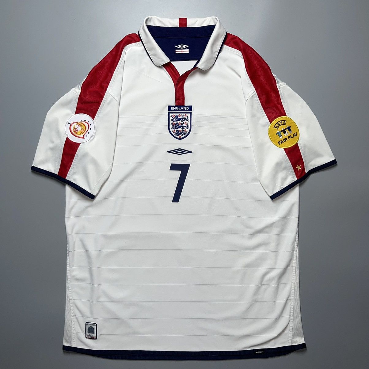 Umbro ENGLAND UMBRO 2004 EURO FOOTBALL HOME JERSEY #7 BECKHAM Size US XL / EU 56 / 4 - 2 Thumbnail