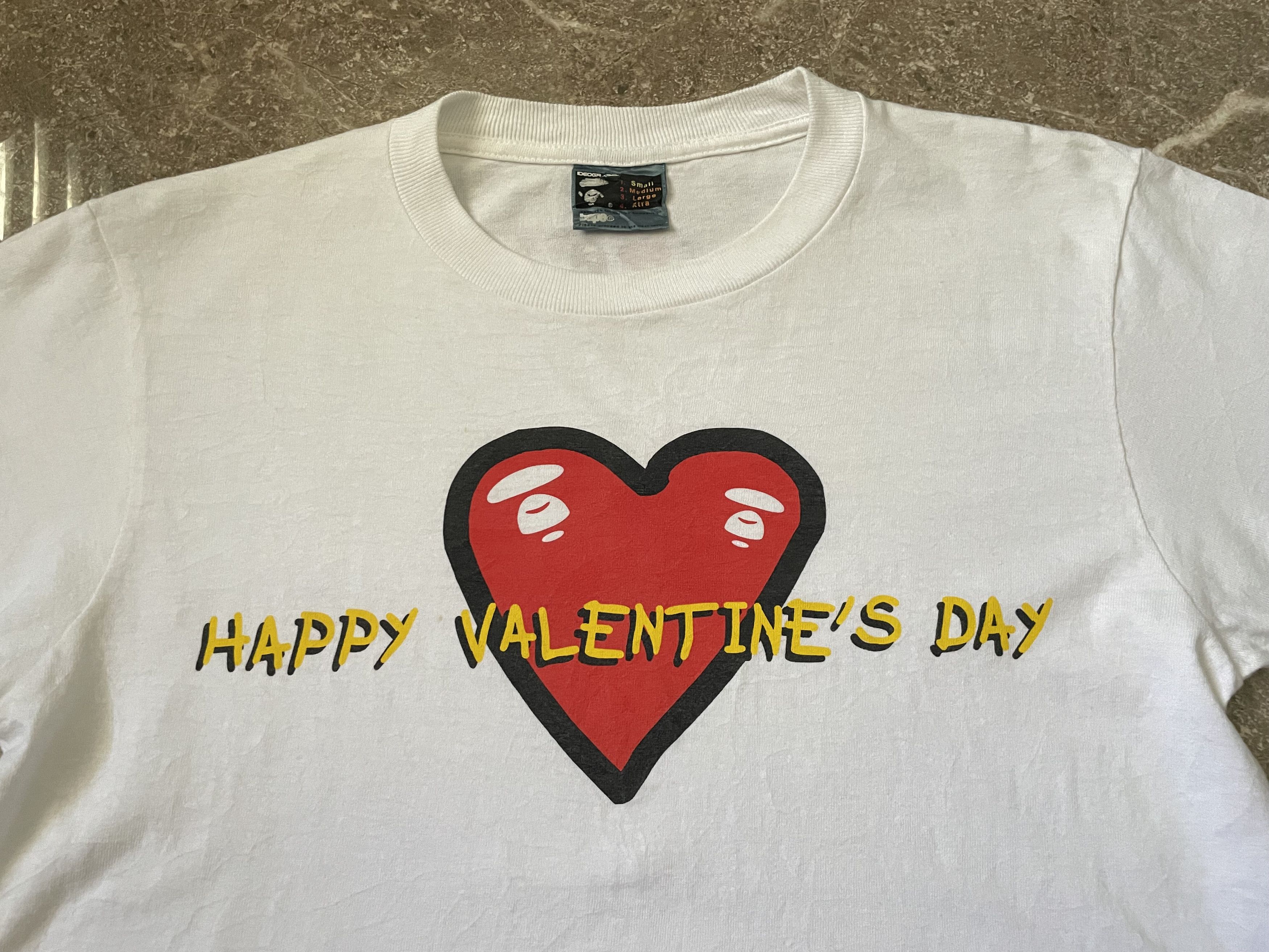 Bape Valentines Day Tee Size US S / EU 44-46 / 1 - 2 Thumbnail