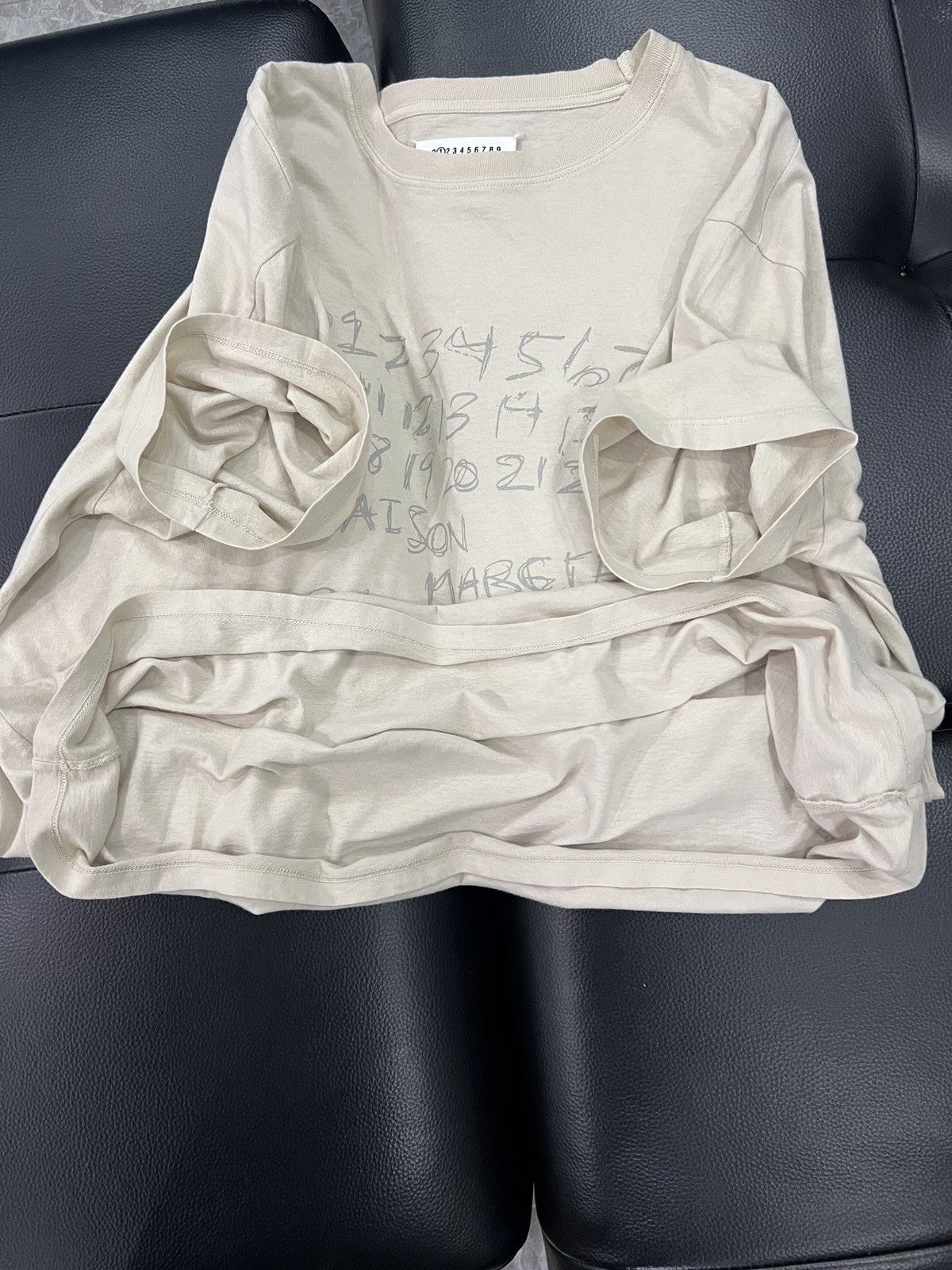 Maison Margiela Maison Margiela SS26 Graffiti Logo T-Shirt Size US XL / EU 56 / 4 - 5 Thumbnail