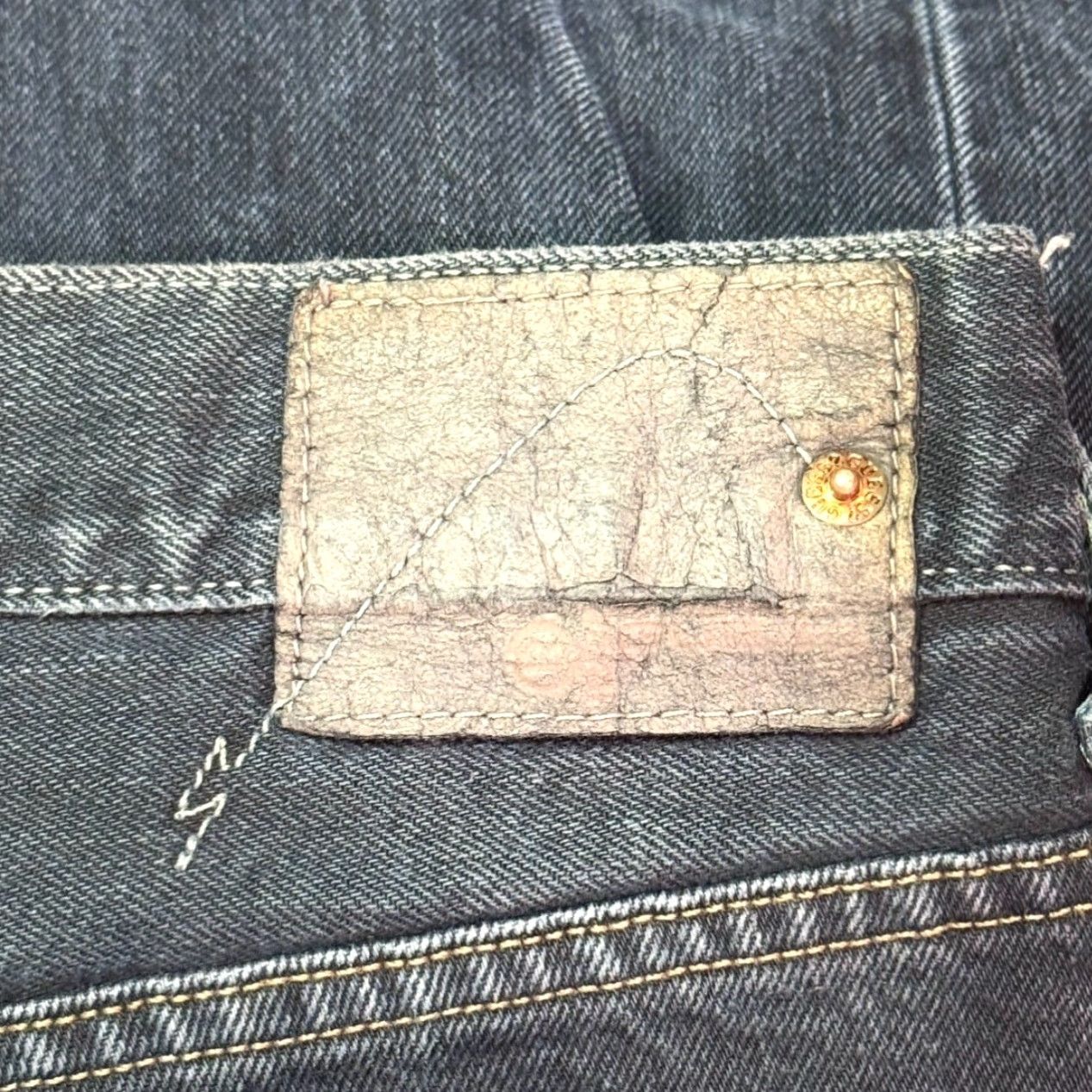 Guess Guess Jeans Denim Black Loose Baggy Raw Hem 90s 5-Pocket Mens 28x32 Jeans Regular Rise Mid Cotton Belted"} Size US 28 / EU 44 - 4 Thumbnail