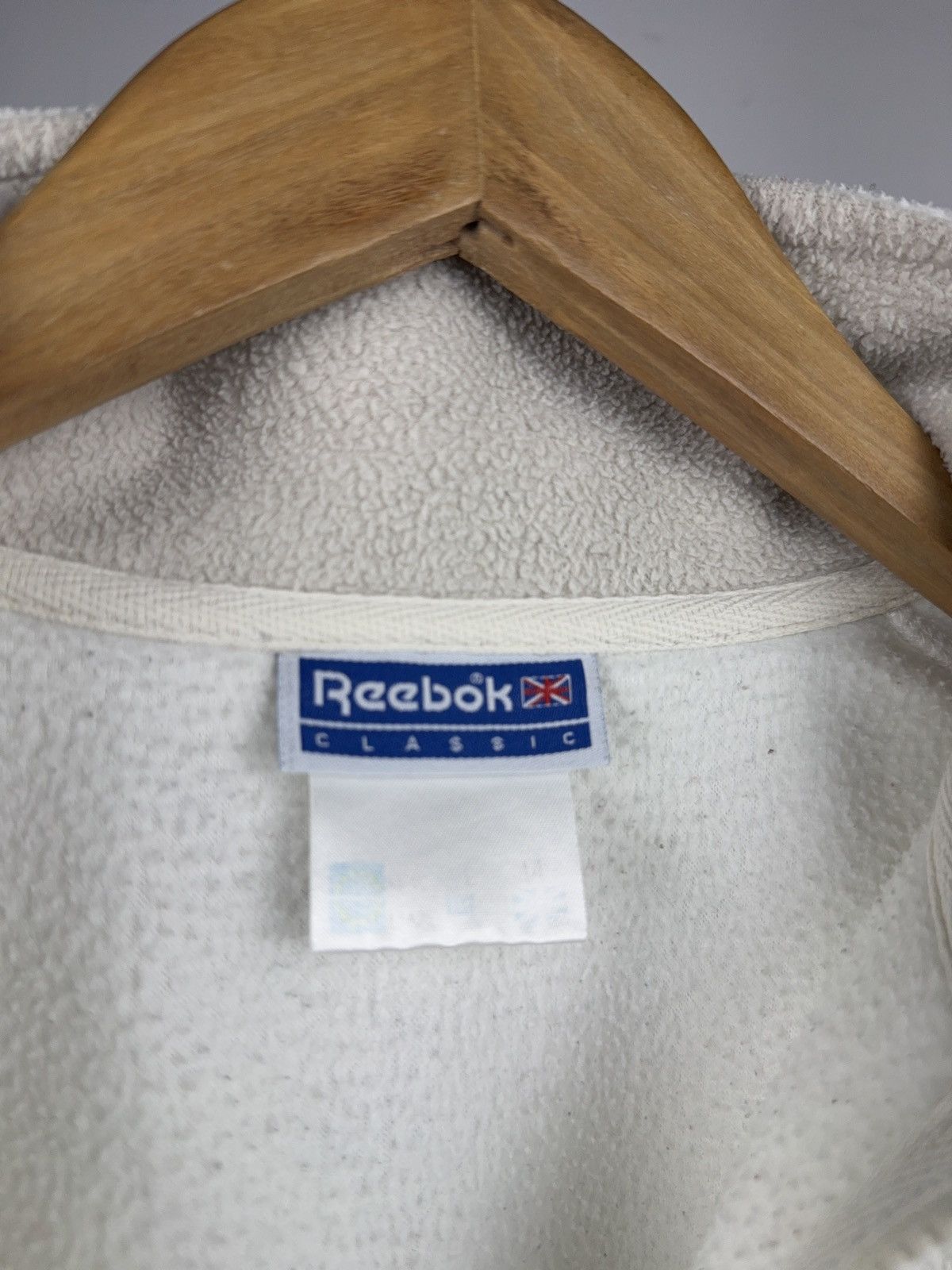 Reebok Vintage 00s Reebok Classic White Fleece Quarter Zip Size M/L Size US M / EU 48-50 / 2 - 9 Thumbnail
