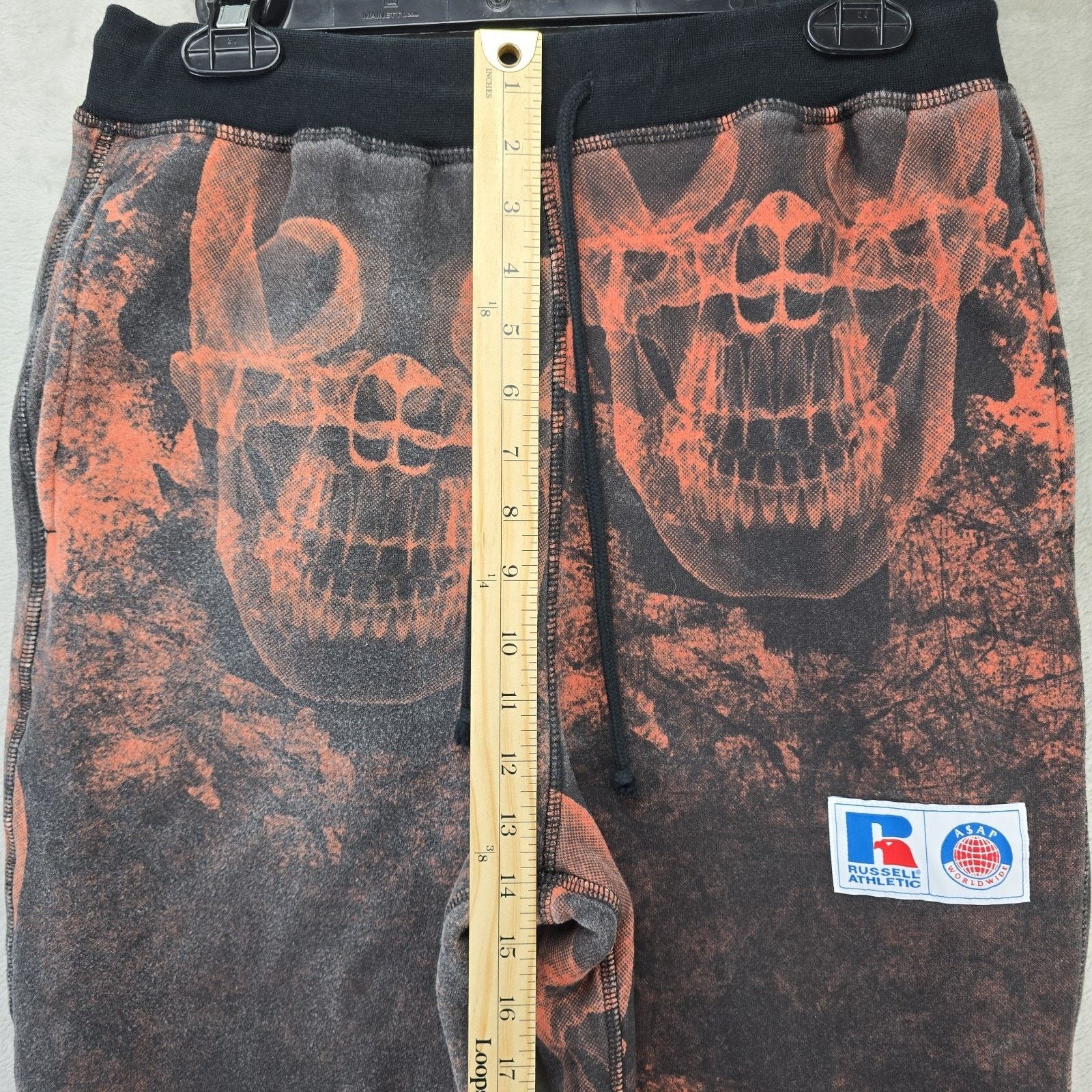 Russell Athletic Russell Athletic ASAP Rocky Sweatpants Small Skull *FADED* Size US 30 / EU 46 - 13 Thumbnail