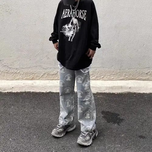 VIBE Retro bear print distressed straight wide-leg jeans Size US 30 / EU 46 - 2 Thumbnail
