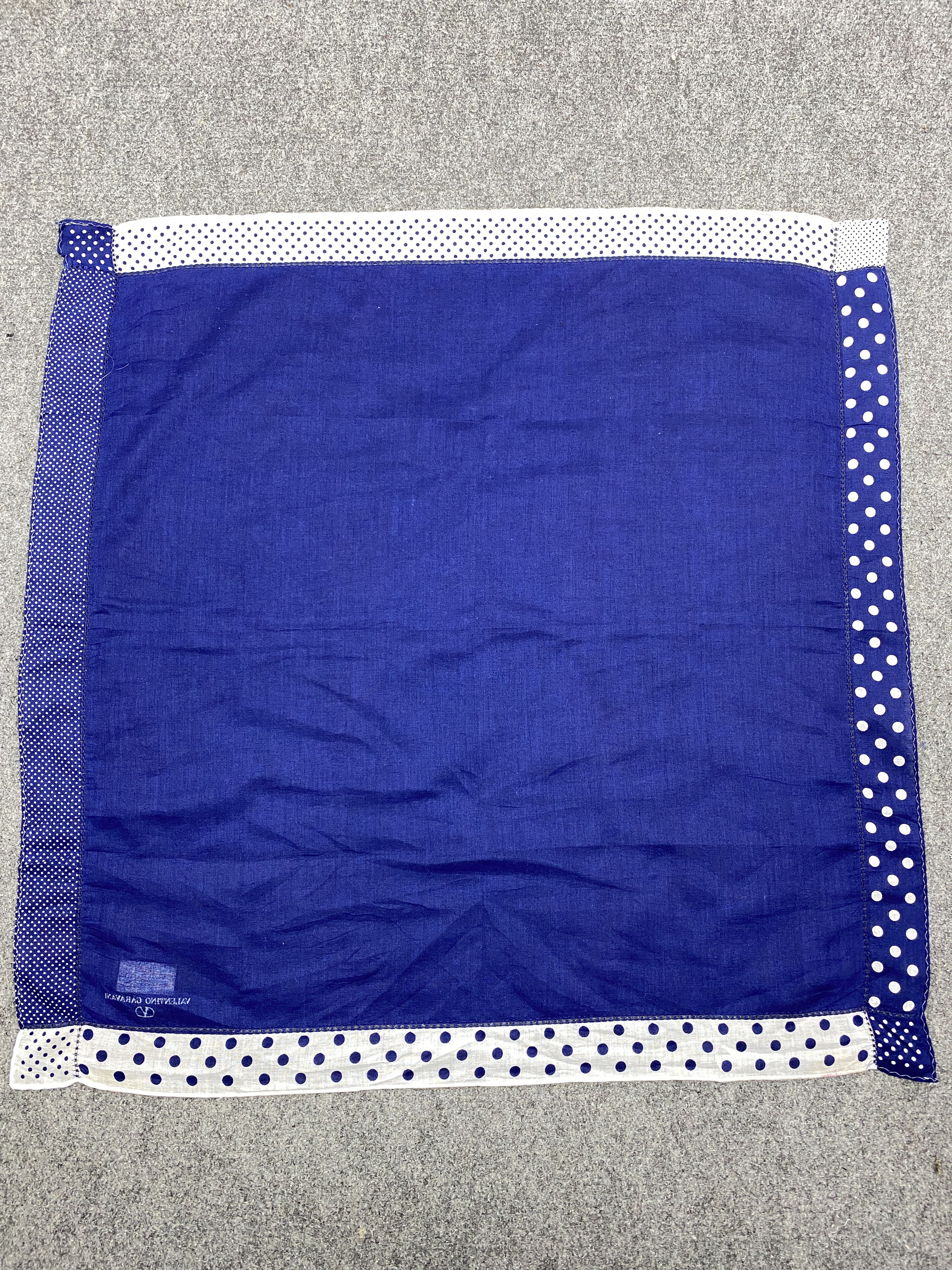 Valentino Valentino Garavani Handkerchief / Neckerchief HKC0979 Size ONE SIZE - 4 Thumbnail