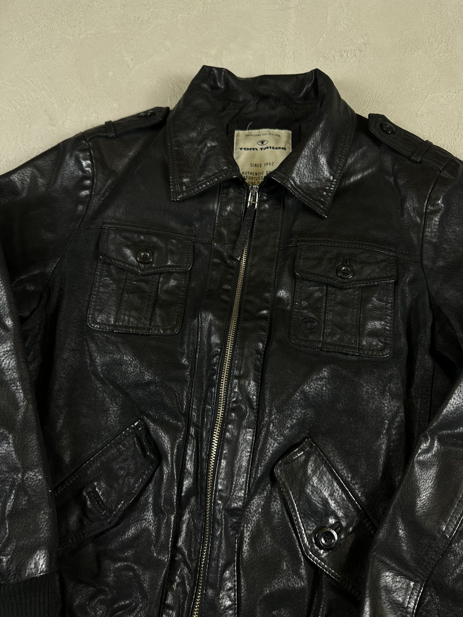 Japanese Brand Vintage Y2k Real Leather Cargo Bomber Boxy Jacket Size US S / EU 44-46 / 1 - 8 Thumbnail