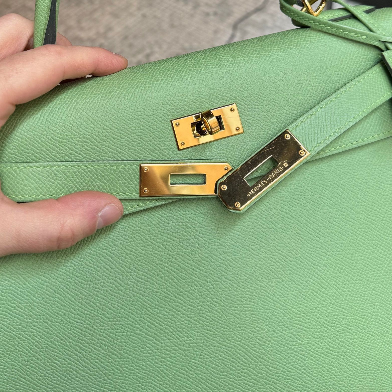 Hermes Hermès 2021 Criquet Green Epsom Kelly II Sellier 28 GHW Bag Size ONE SIZE - 13 Thumbnail