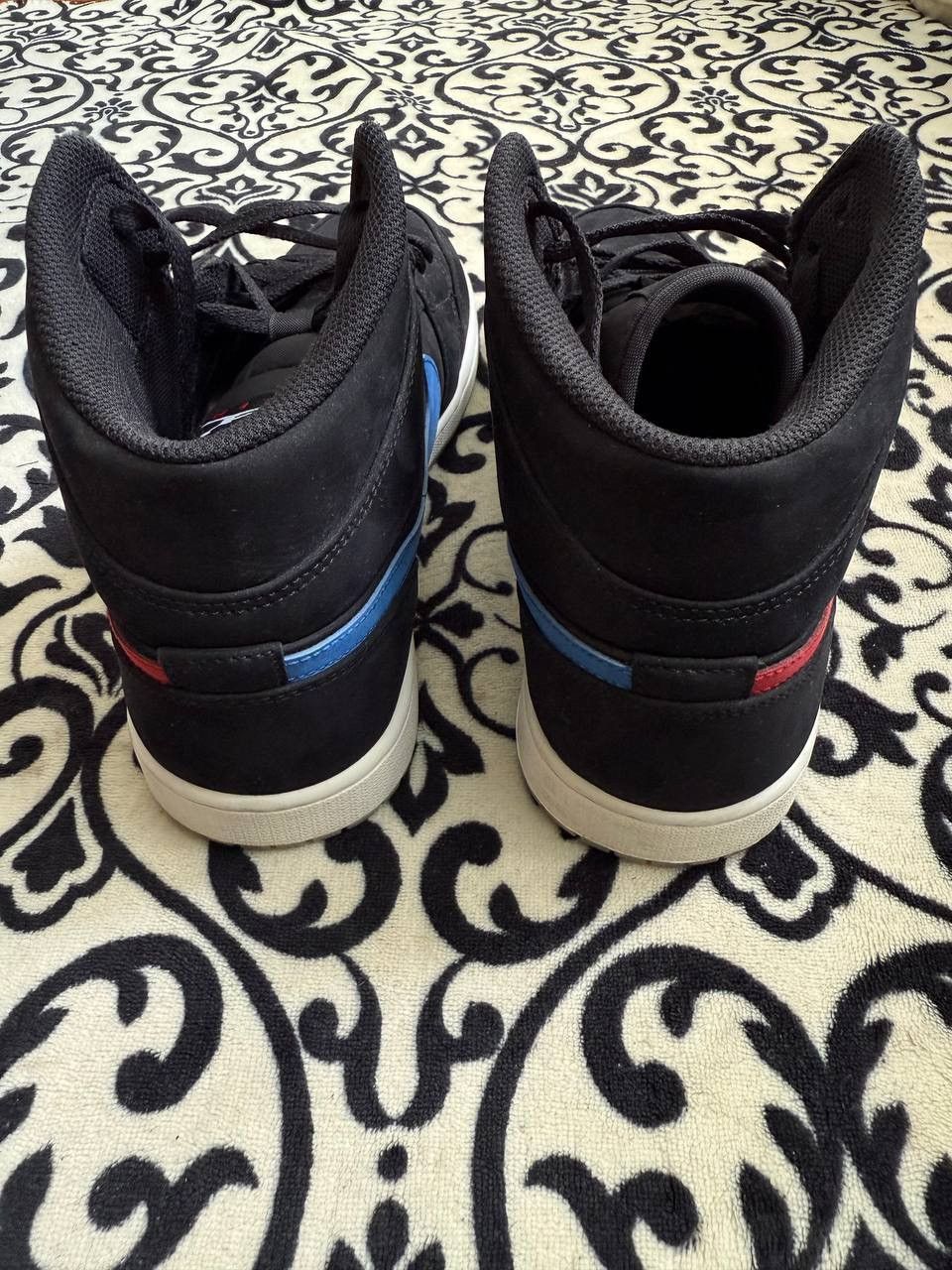 Jordan Brand Nike Air Jordan 1 Retro Mid Multicolor Swoosh Size US 10.5 / EU 43-44 - 6 Thumbnail