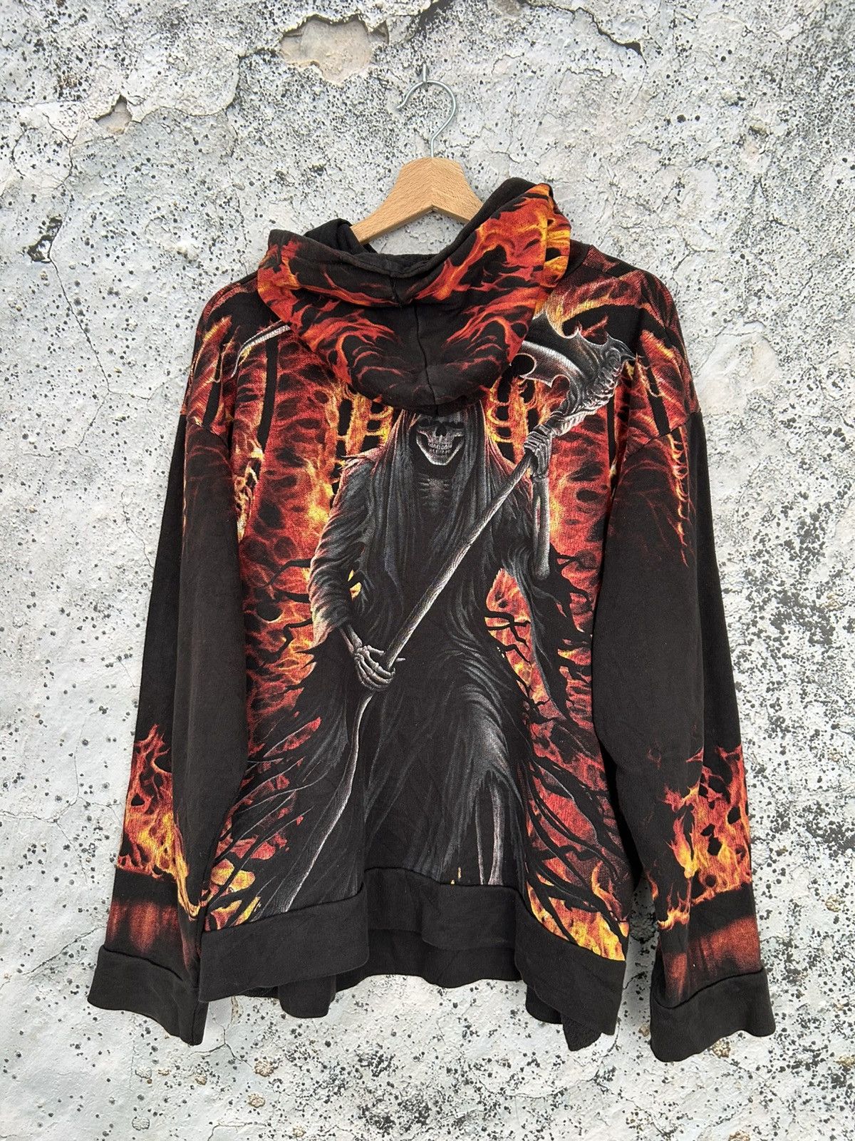 Vintage Vintage Spiral Horror Flames Hoodie Graphic Avant Garde 90s Size US M / EU 48-50 / 2 - 4 Thumbnail