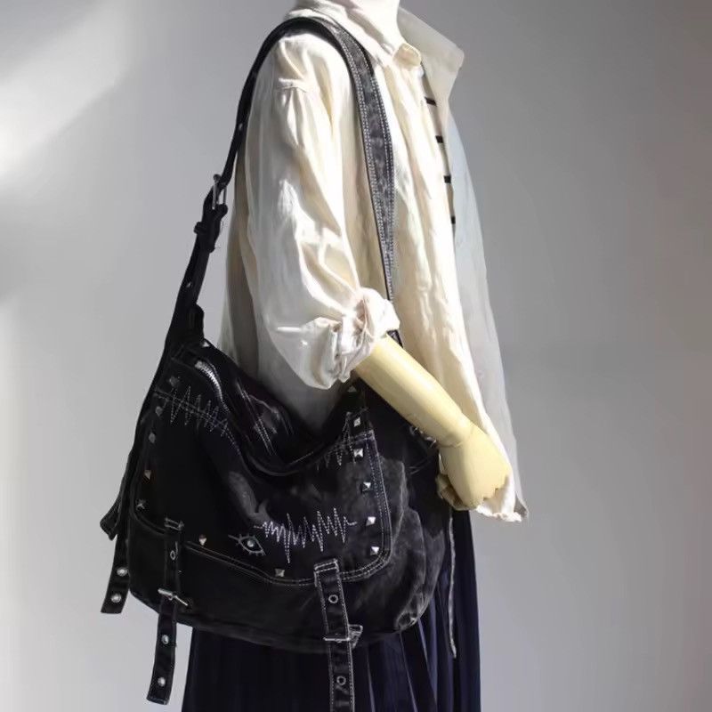 Other Washed Black Y2k Streetwear Grunge Capacity Crossbody Bag Size ONE SIZE - 2 Thumbnail