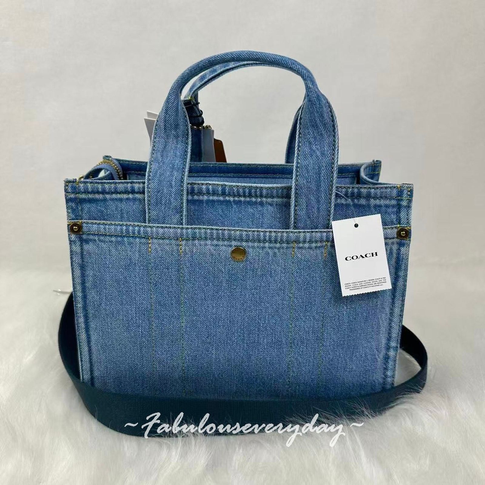 Coach COACH Cargo Tote Bag 26 Crossbody In Denim/Gold/Denim Size ONE SIZE - 4 Thumbnail