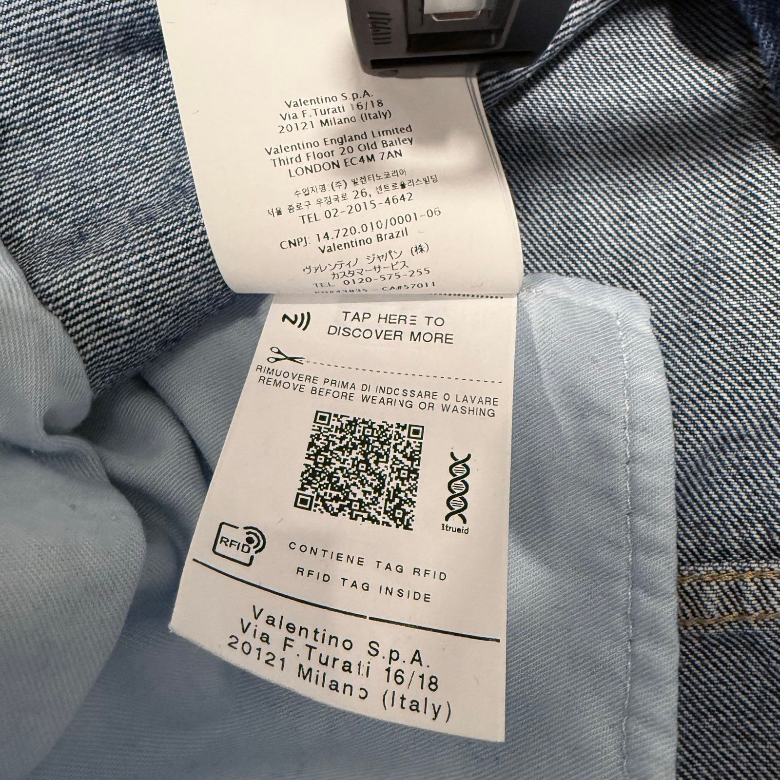 Valentino Rare Big V Logo Valentino Denim Jeans | 32 Size US 32 / EU 48 - 9 Thumbnail