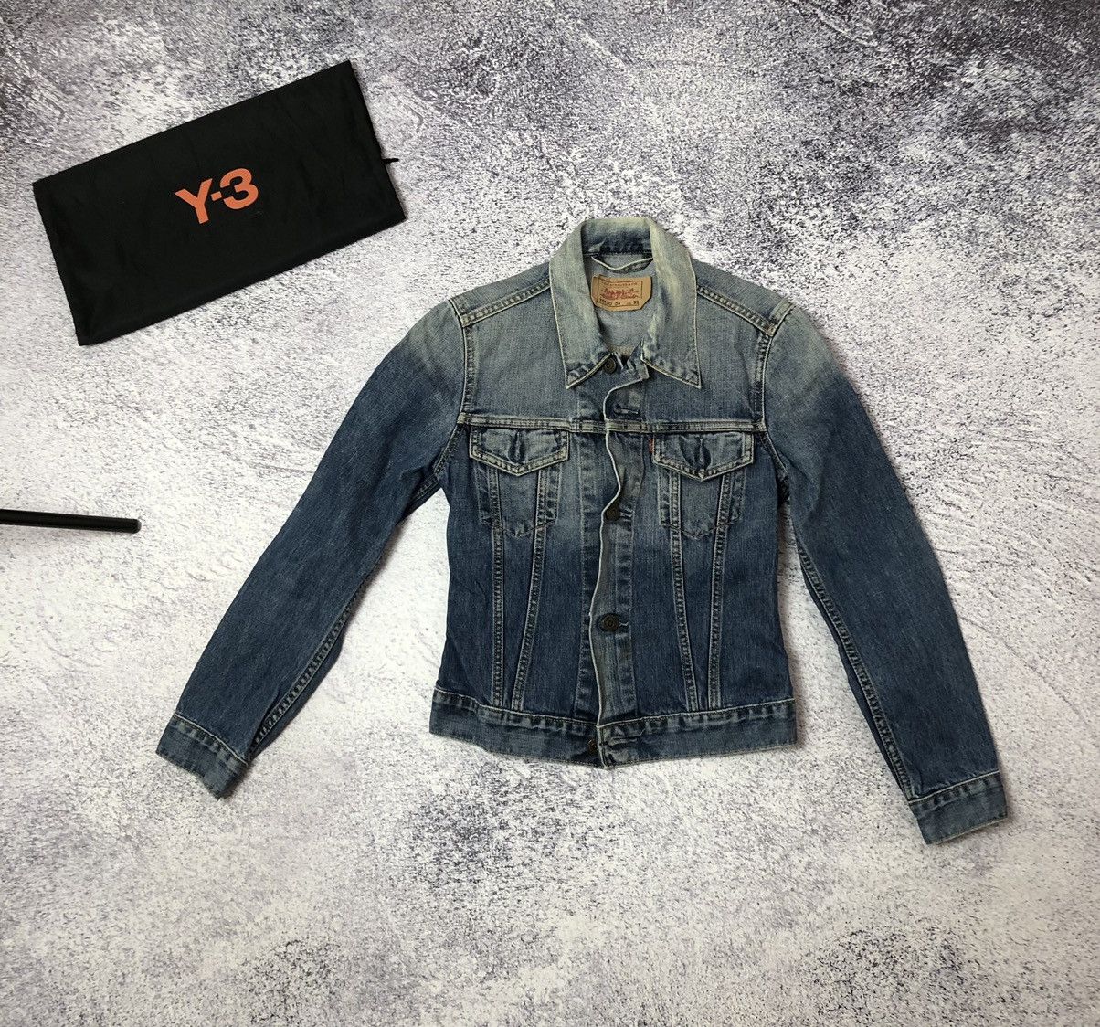 Levi's Women’s jeans jacket Levi’s 501 vintage size S y2k casual Size S / US 4 / IT 40 - 1 Thumbnail