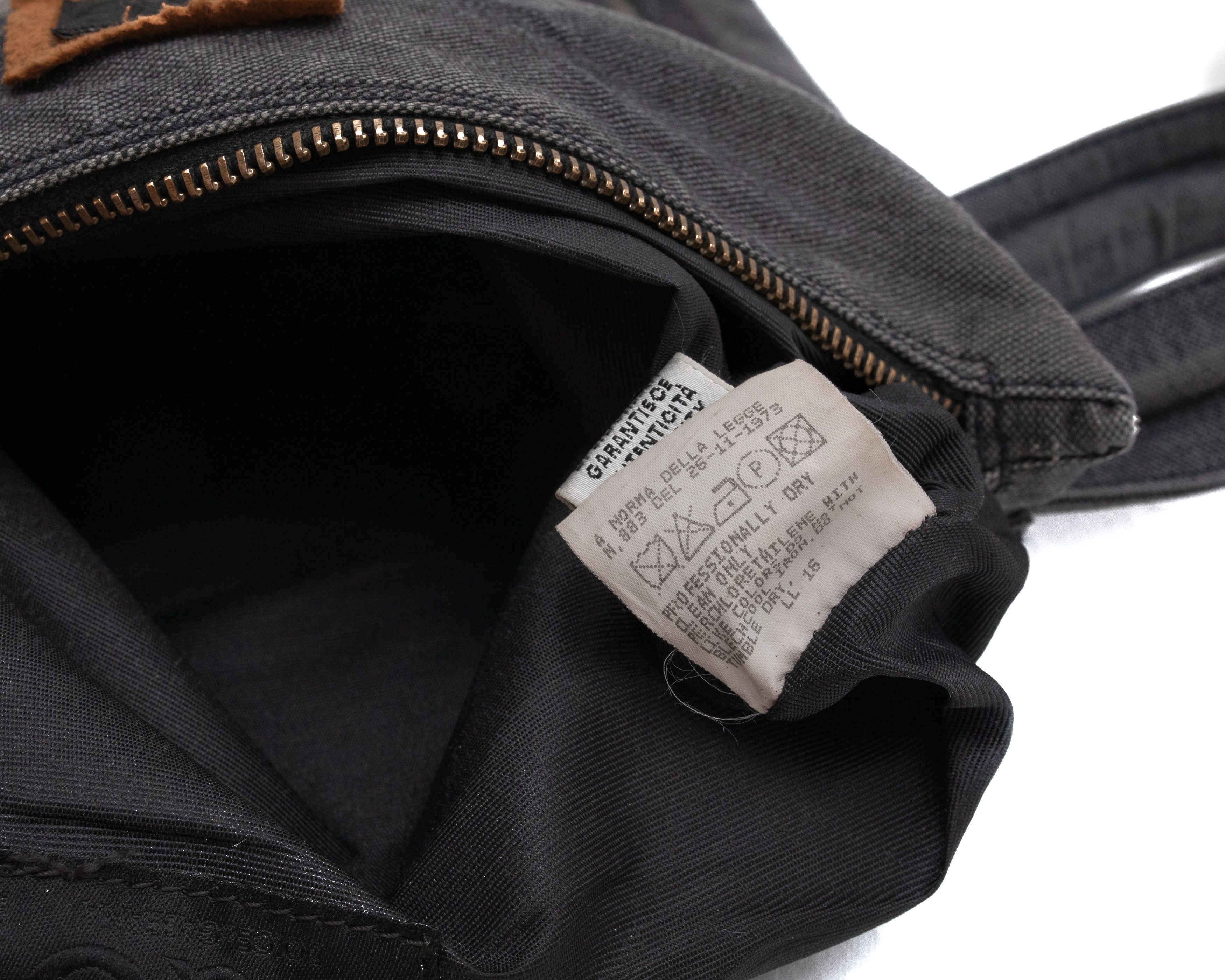 Dolce & Gabbana DOLCE & GABBANA Vintage 90s Patchwork Denim Waist Bag Size ONE SIZE - 12 Thumbnail