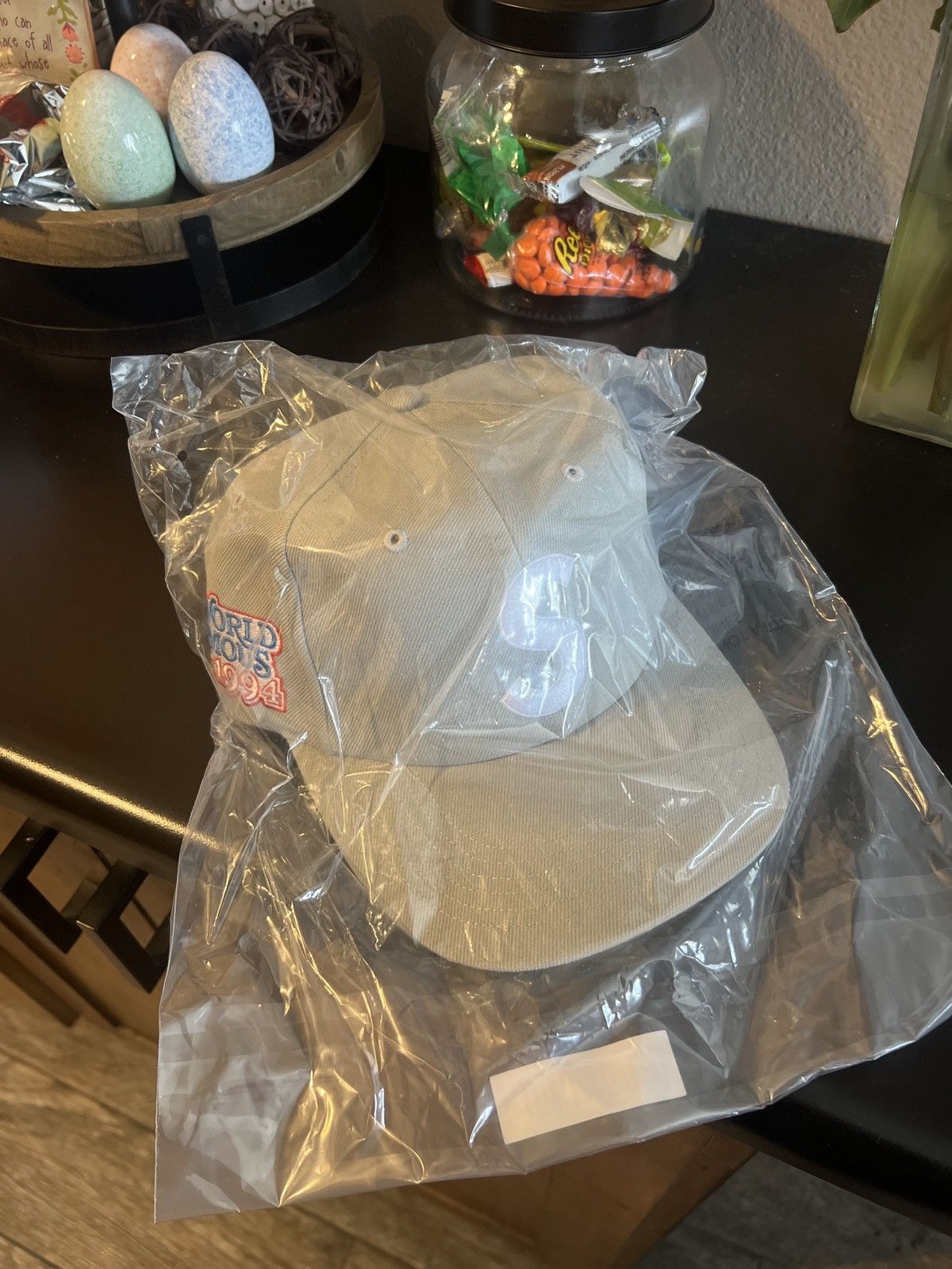 Supreme Supreme World Famous S Logo 6-Panel Grey - READY TO SHIP Size ONE SIZE - 3 Thumbnail