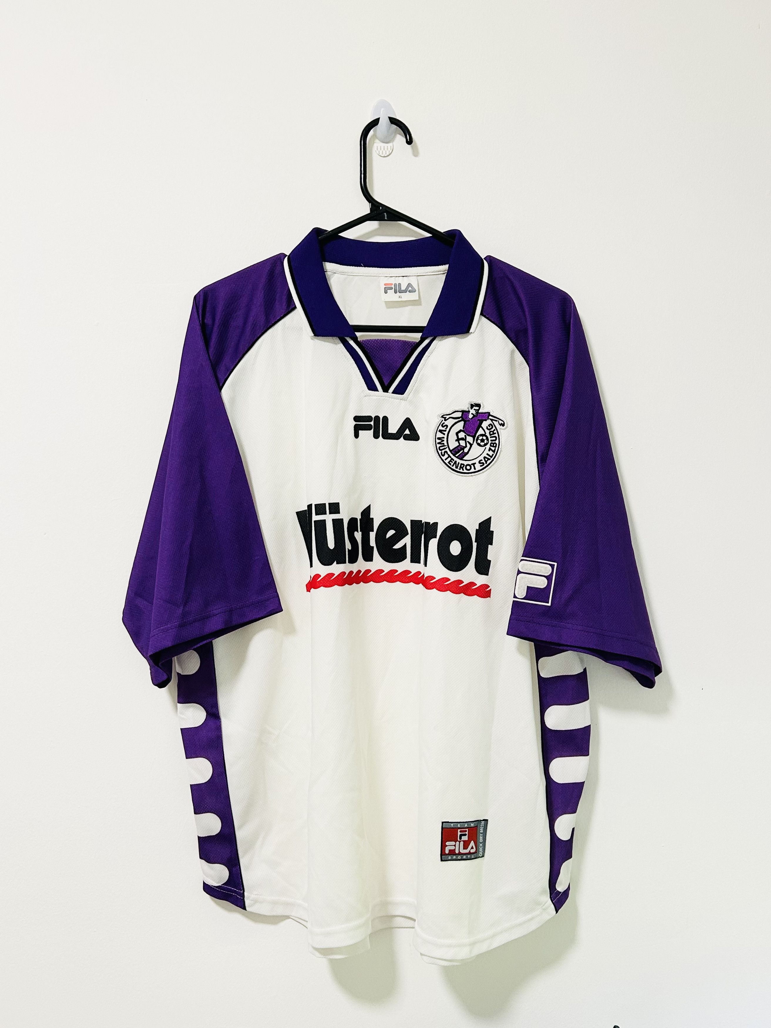 Fila SV Wüstenrot Salzburg 2001/02 Home Jersey Size US XL / EU 56 / 4 - 1 Thumbnail