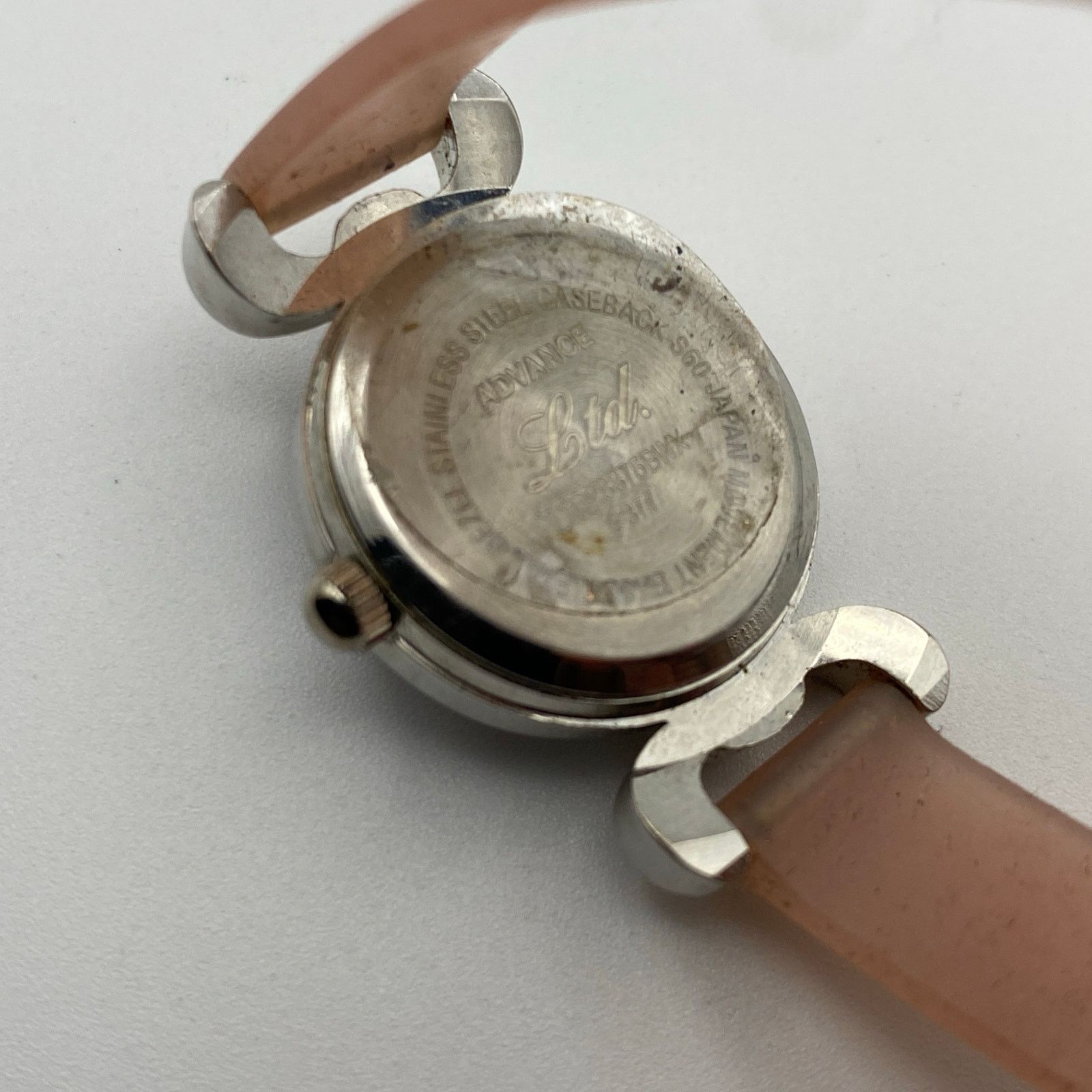 Other LTD Vintage Y2K Pink Rubber Strap Ladies Wristwatch Size ONE SIZE - 3 Thumbnail